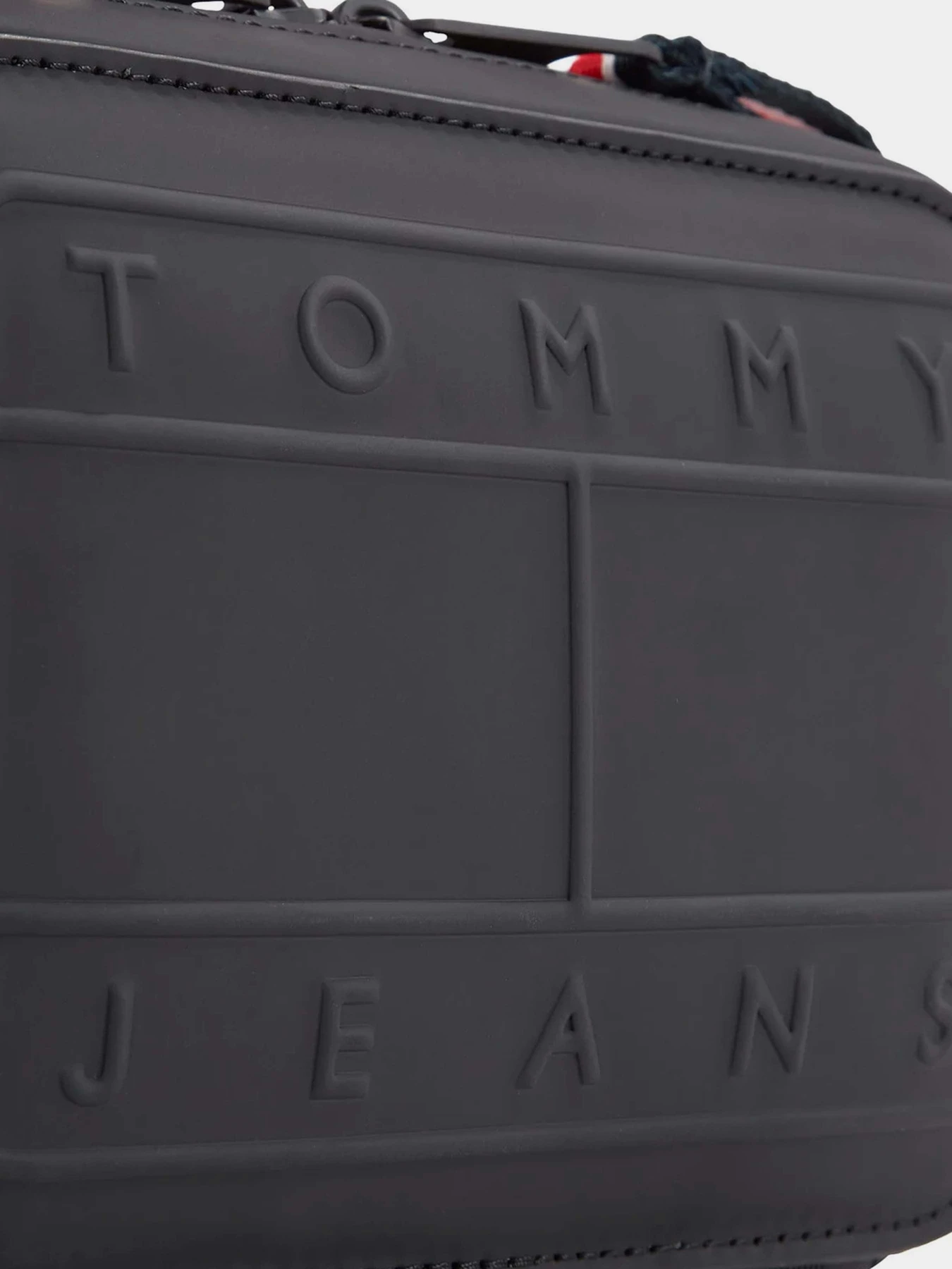 Сумки Tommy Hilfiger модель AM0AM12134-BDS Сумки Tommy Hilfiger модель AM0AM12134-BDS Фото