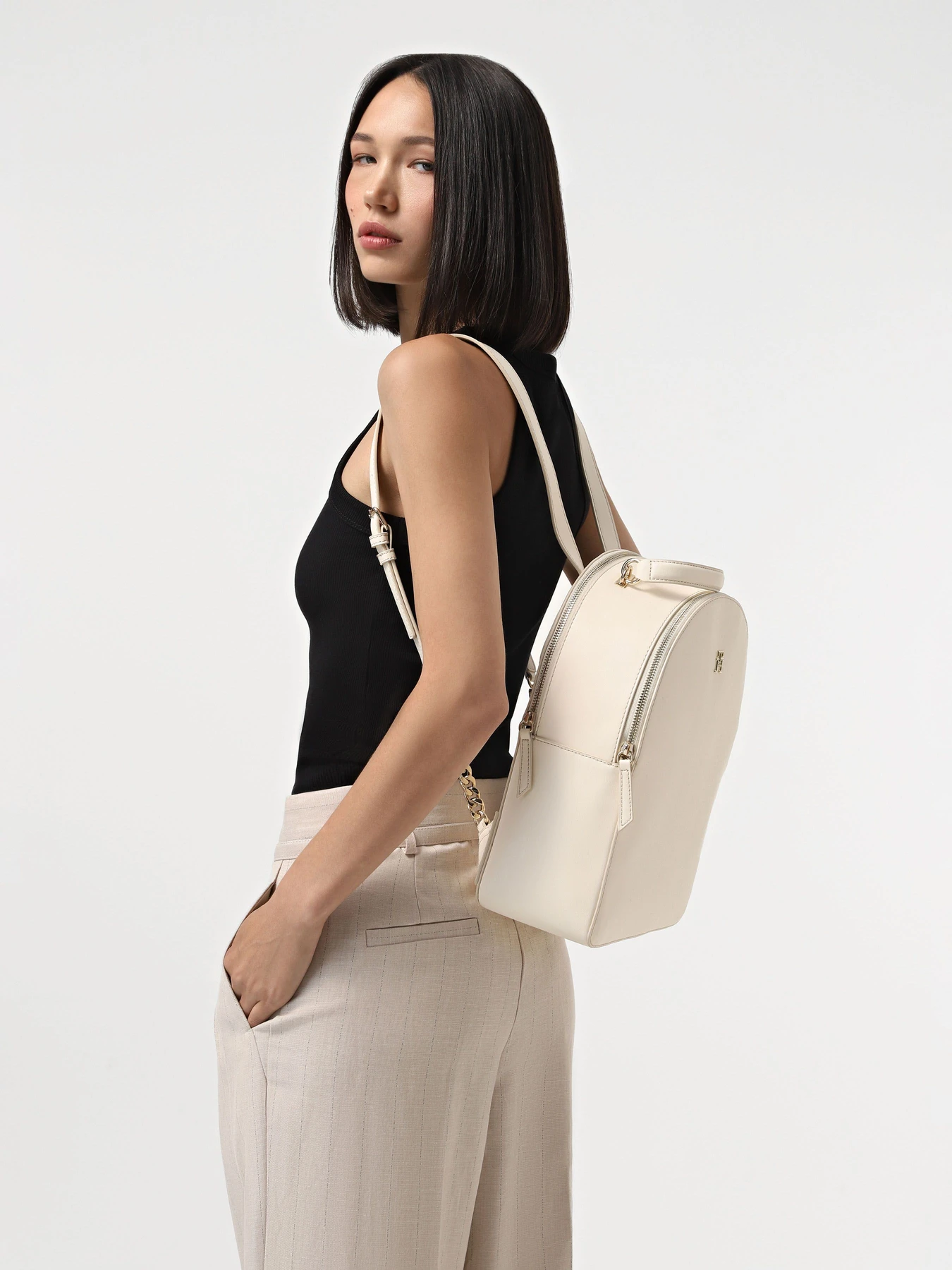 Рюкзаки Tommy Hilfiger модель AW0AW15722-AEF Рюкзаки Tommy Hilfiger модель AW0AW15722-AEF Фото