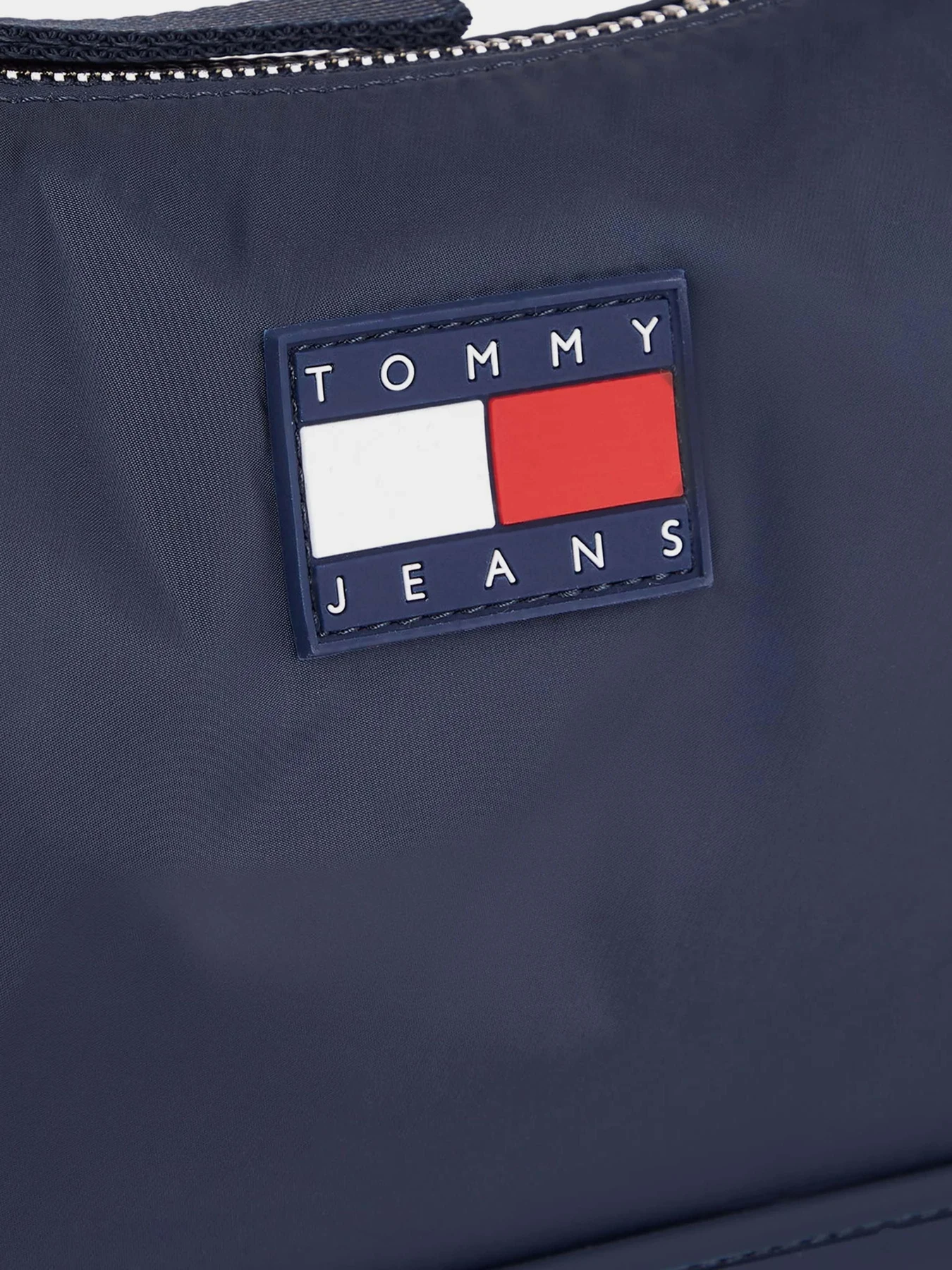 Сумки Tommy Hilfiger модель AW0AW15949-C1G Сумки Tommy Hilfiger модель AW0AW15949-C1G Фото