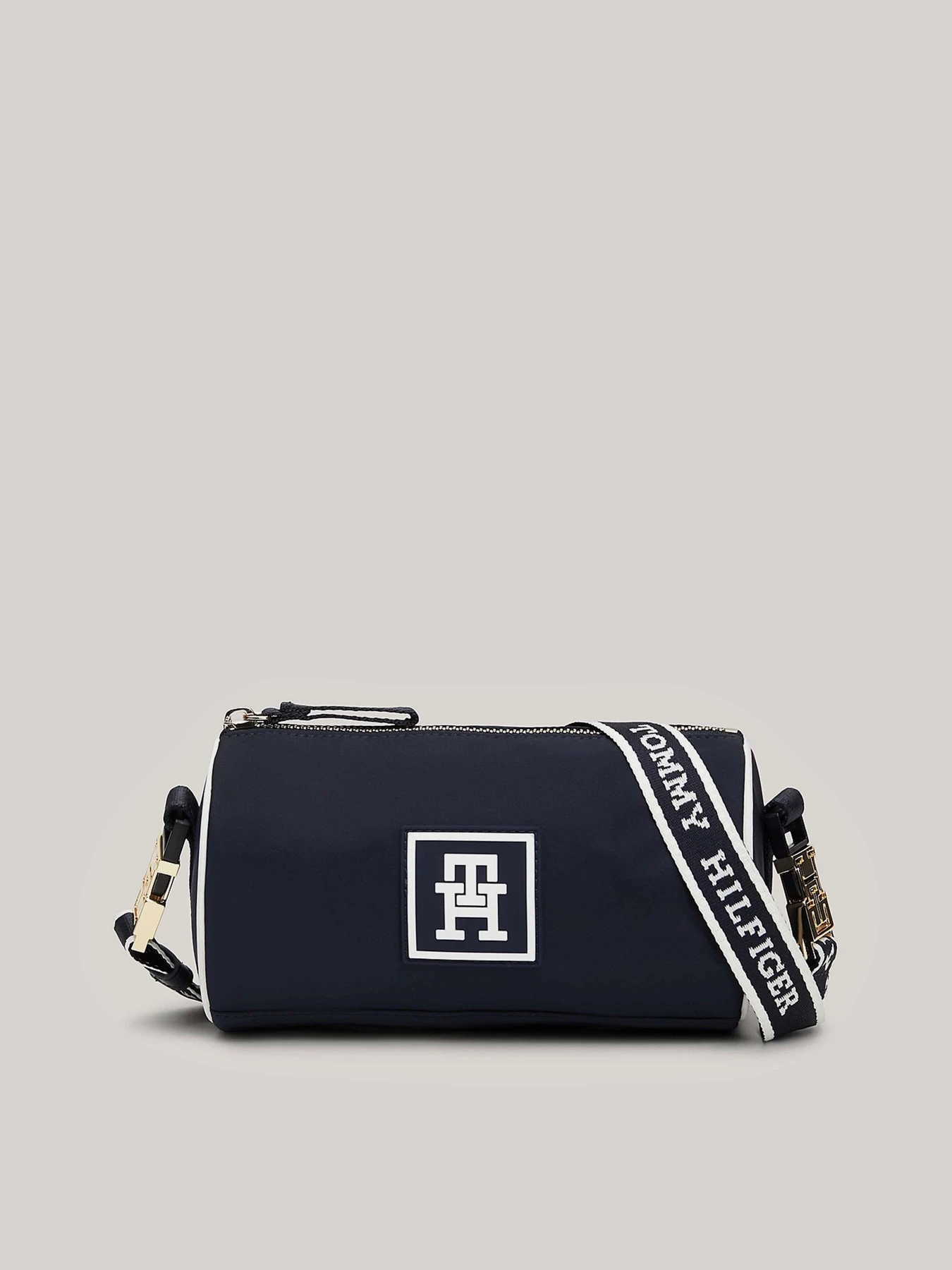 Сумки Tommy Hilfiger модель AW0AW15979-DW6 Сумки Tommy Hilfiger модель AW0AW15979-DW6 Фото