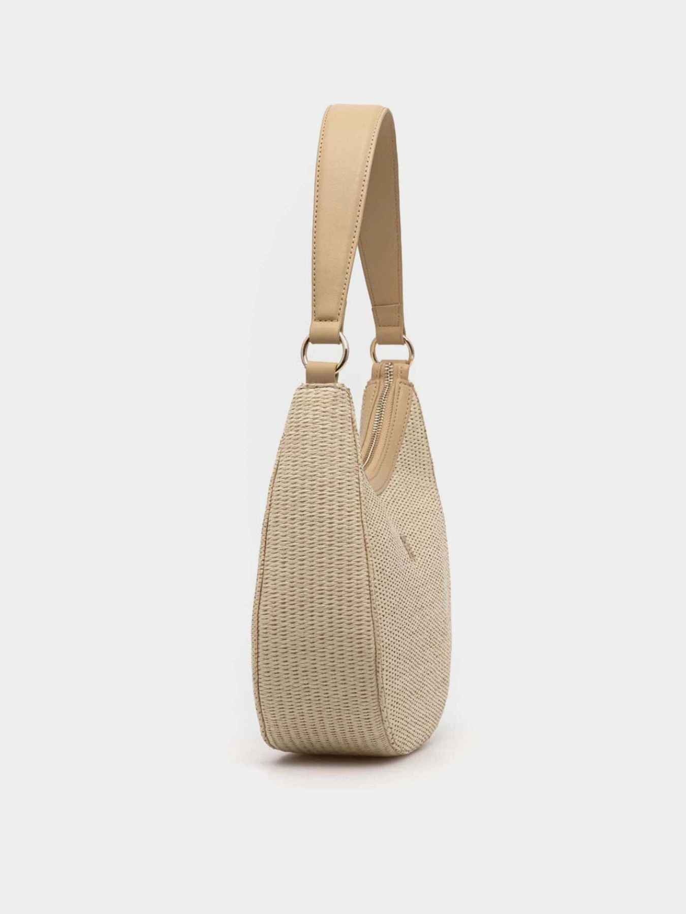 Сумки Tommy Hilfiger модель AW0AW16153-0F5 Сумки Tommy Hilfiger модель AW0AW16153-0F5 Фото