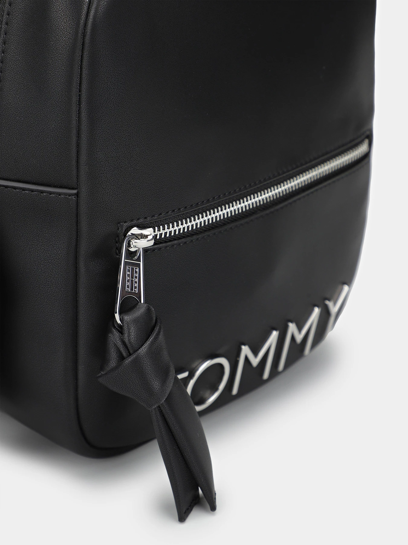 Рюкзаки Tommy Hilfiger модель AW0AW16261-BDS Рюкзаки Tommy Hilfiger модель AW0AW16261-BDS Фото