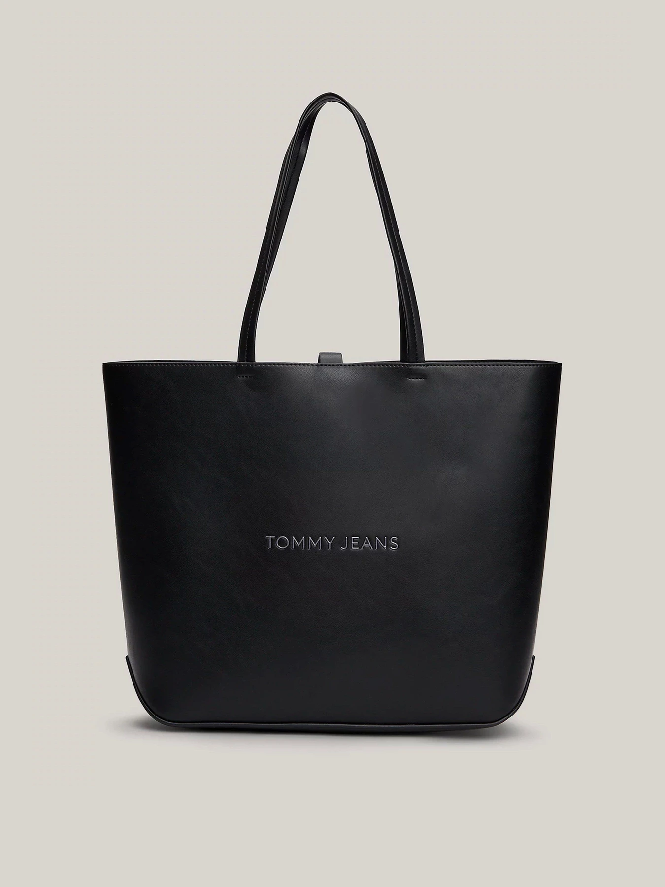 Сумки Tommy Hilfiger модель AW0AW16271-BDS Сумки Tommy Hilfiger модель AW0AW16271-BDS Фото