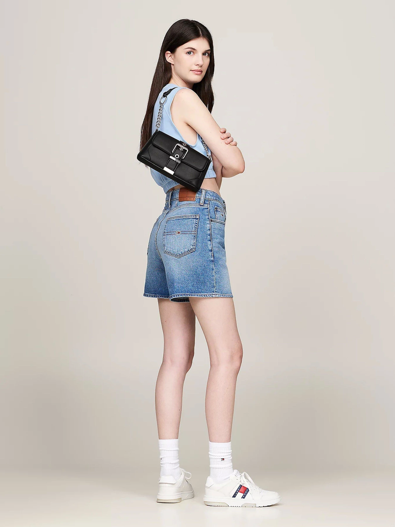 Сумки Tommy Hilfiger модель AW0AW16282-BDS Фото