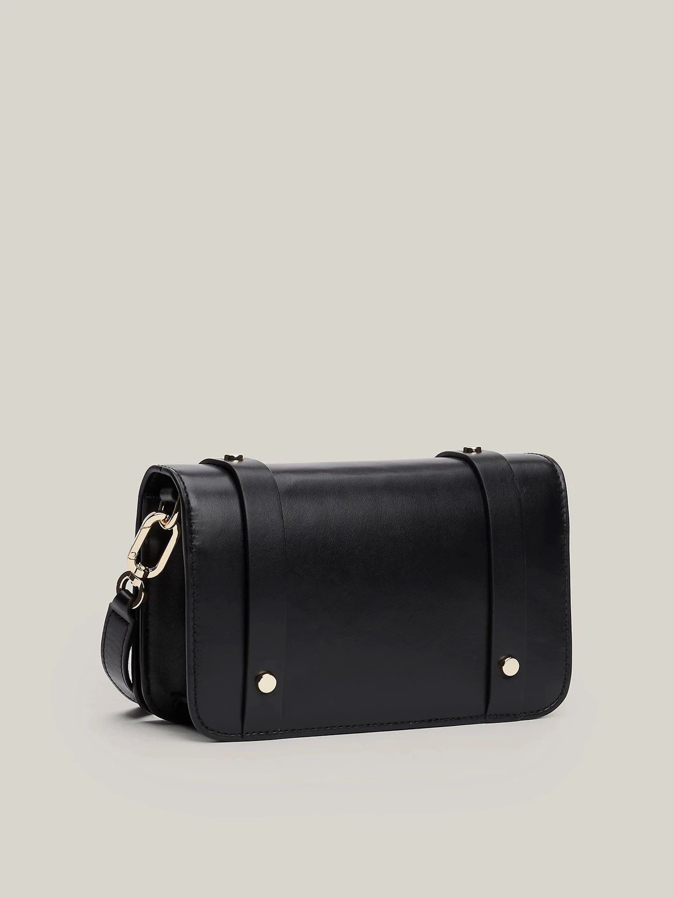 Сумки Tommy Hilfiger модель AW0AW16320-BDS Сумки Tommy Hilfiger модель AW0AW16320-BDS Фото