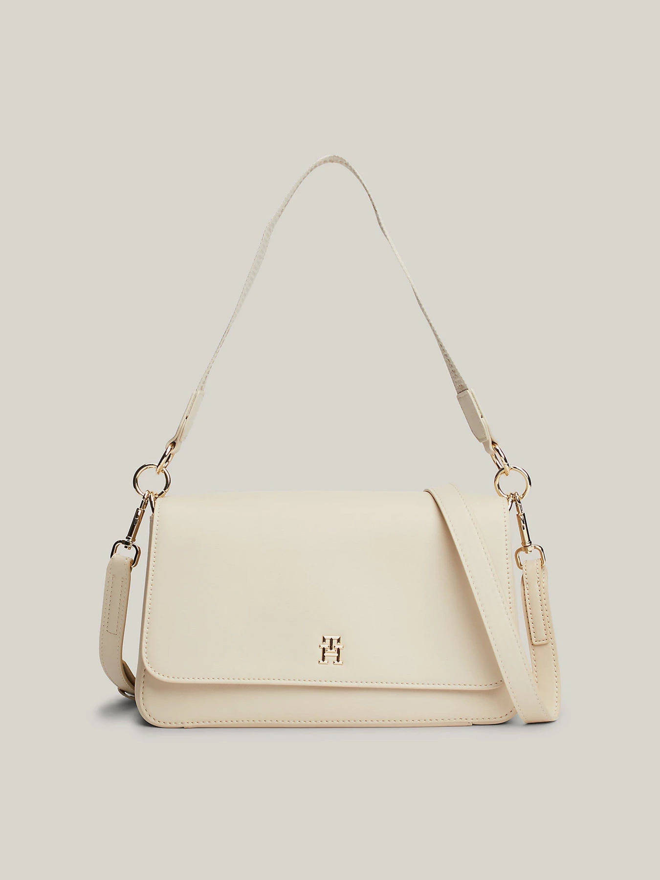 Сумки Tommy Hilfiger модель AW0AW16680-ACI Сумки Tommy Hilfiger модель AW0AW16680-ACI Фото