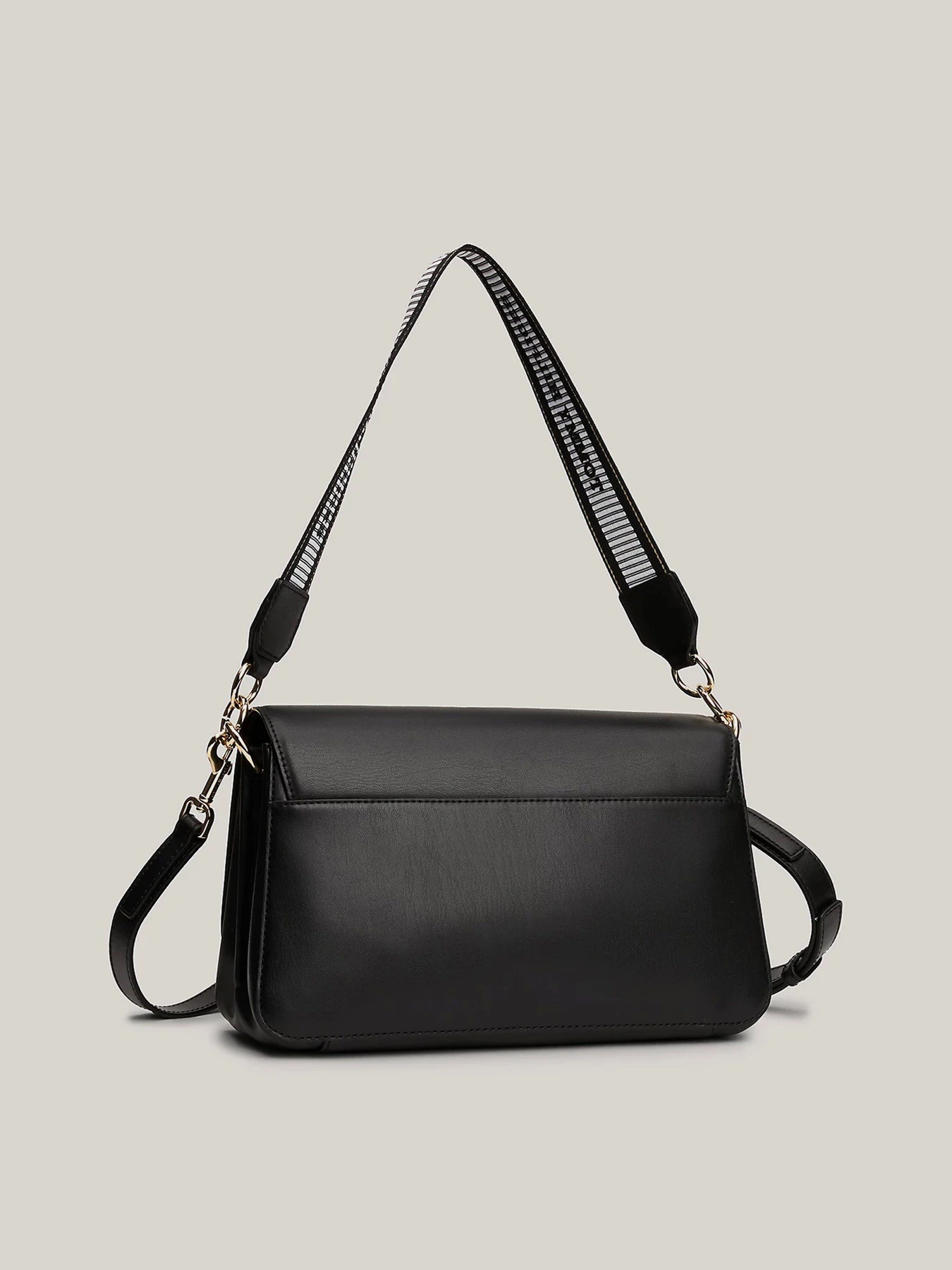 Сумки Tommy Hilfiger модель AW0AW16680-BDS Сумки Tommy Hilfiger модель AW0AW16680-BDS Фото
