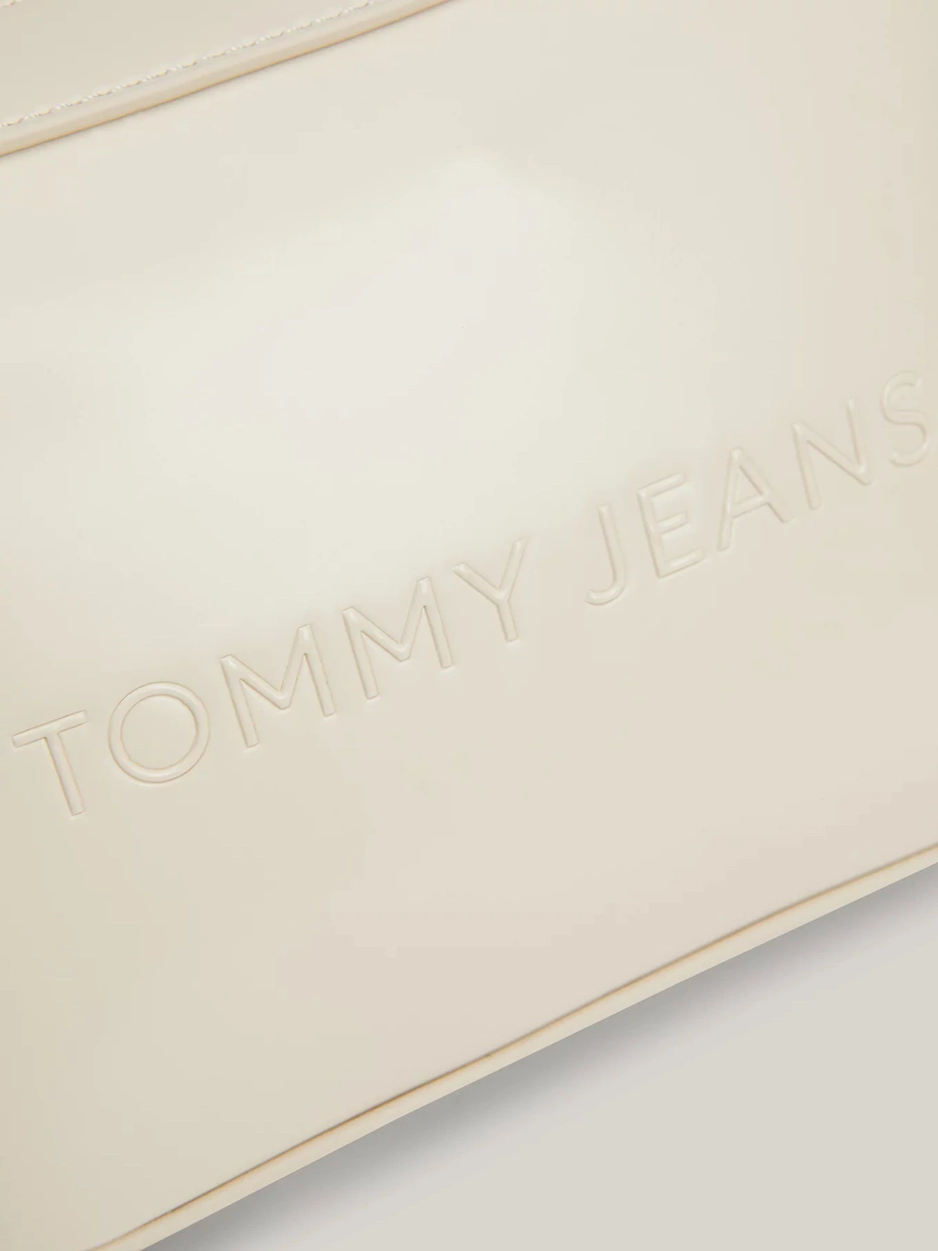 Сумки Tommy Hilfiger модель AW0AW16266-ACG Сумки Tommy Hilfiger модель AW0AW16266-ACG Фото