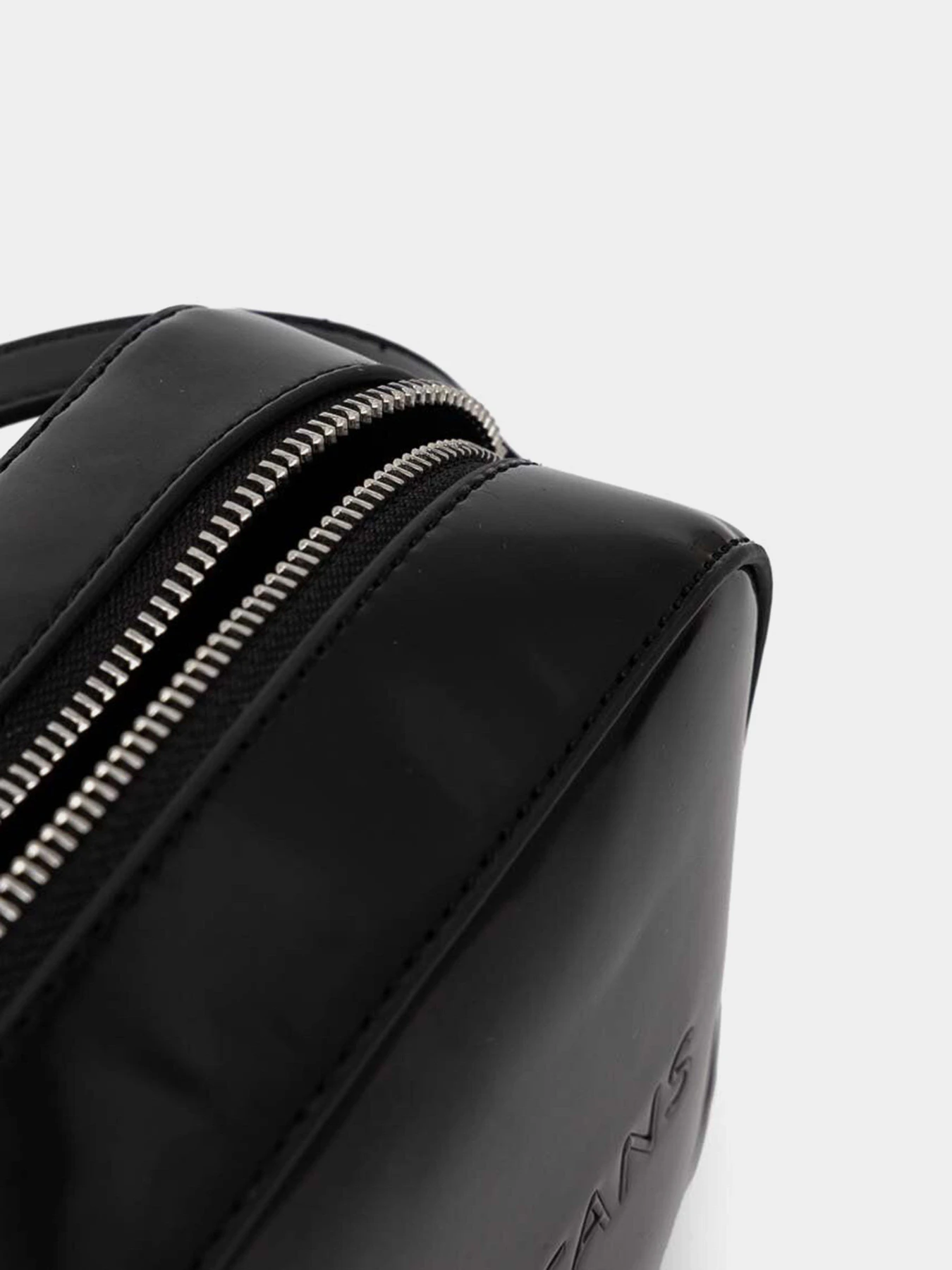 Сумки Tommy Hilfiger модель AW0AW16266-BDS Сумки Tommy Hilfiger модель AW0AW16266-BDS Фото