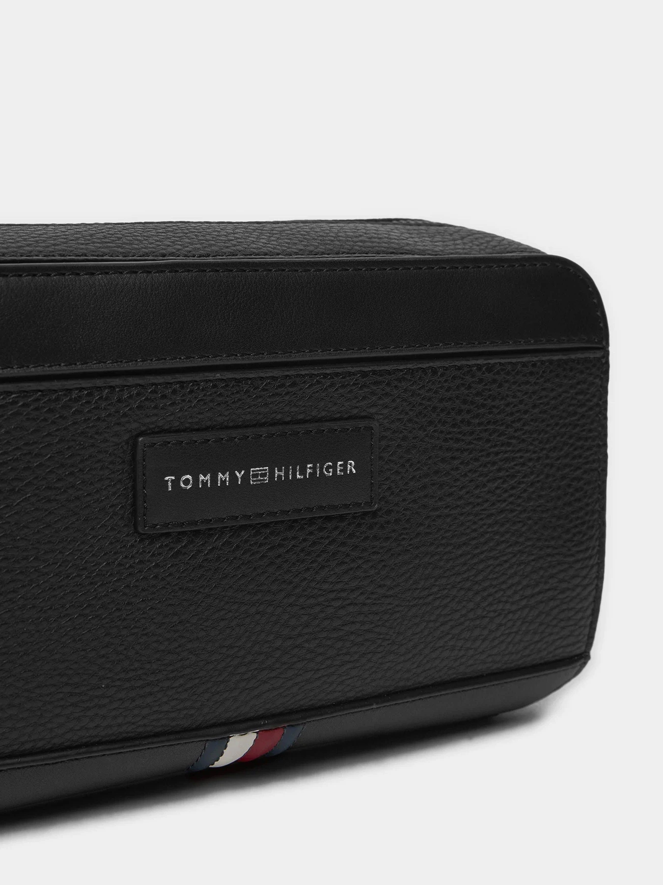 Сумки Tommy Hilfiger модель AM0AM12709-BDS Сумки Tommy Hilfiger модель AM0AM12709-BDS Фото