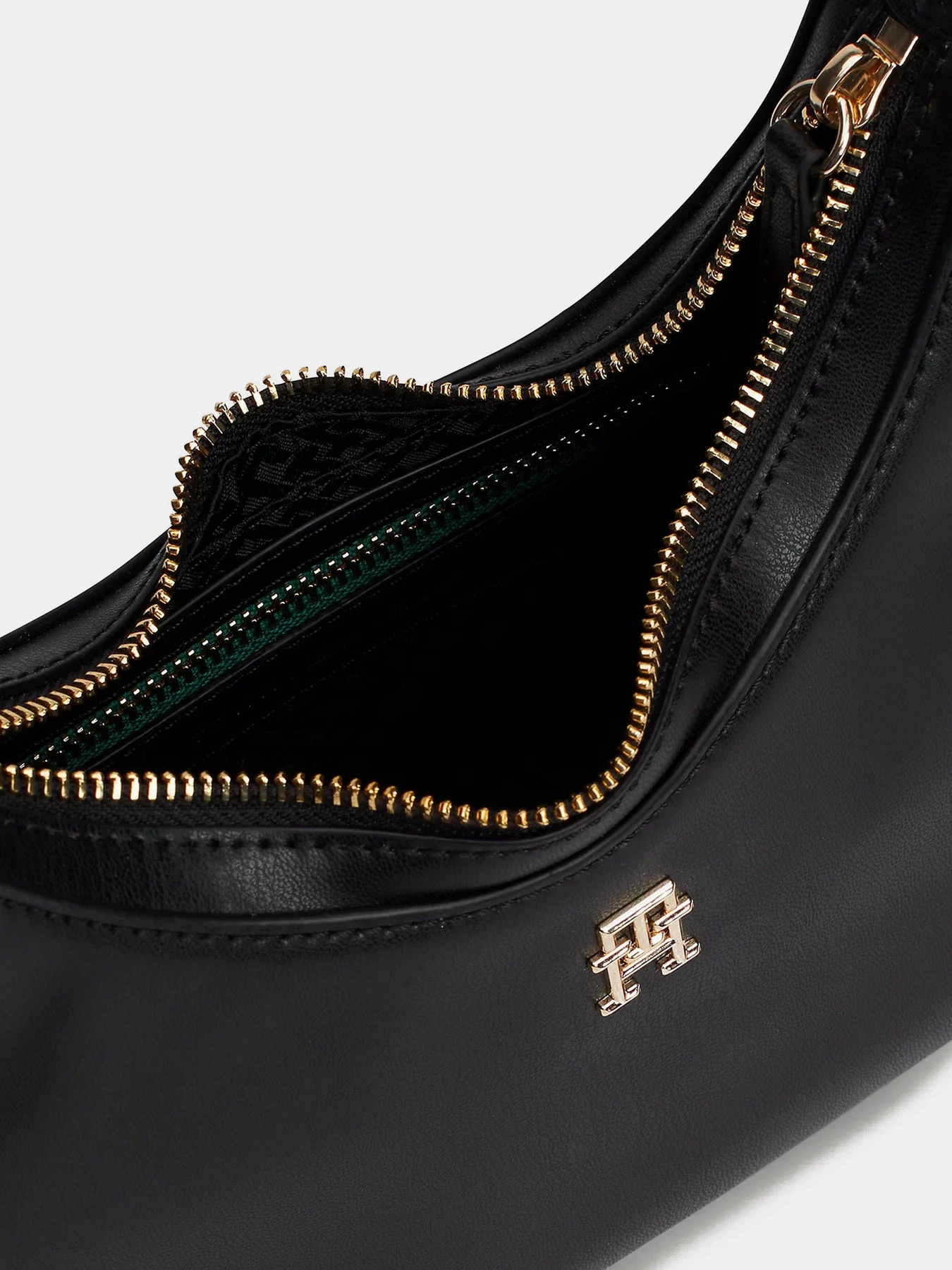 Сумки Tommy Hilfiger модель AW0AW16438-BDS Сумки Tommy Hilfiger модель AW0AW16438-BDS Фото