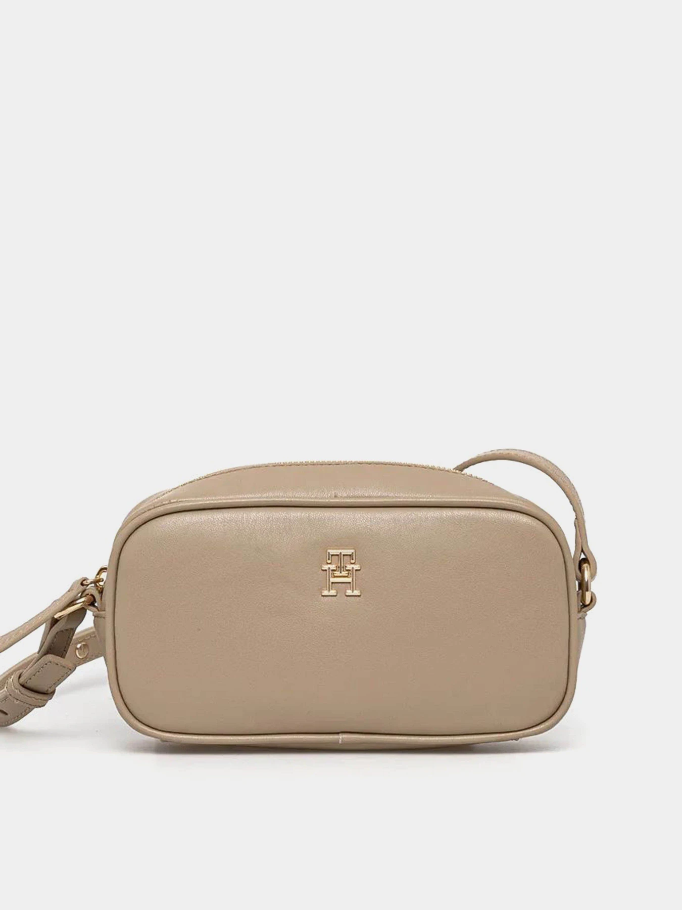 Сумки Tommy Hilfiger модель AW0AW16468-AEG Сумки Tommy Hilfiger модель AW0AW16468-AEG Фото