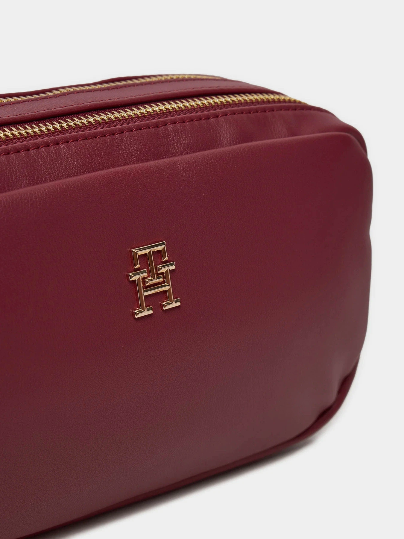 Сумки Tommy Hilfiger модель AW0AW16475-XJS Сумки Tommy Hilfiger модель AW0AW16475-XJS Фото