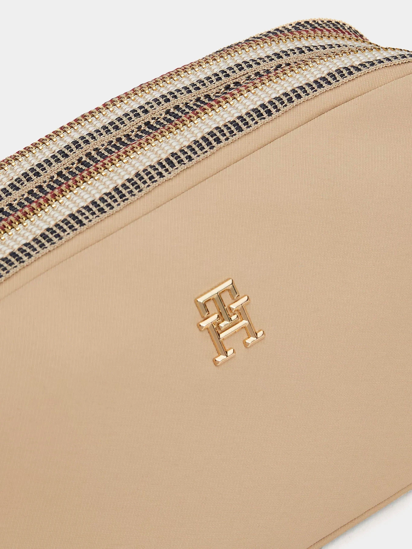Сумки Tommy Hilfiger модель AW0AW16483-AEG Фото