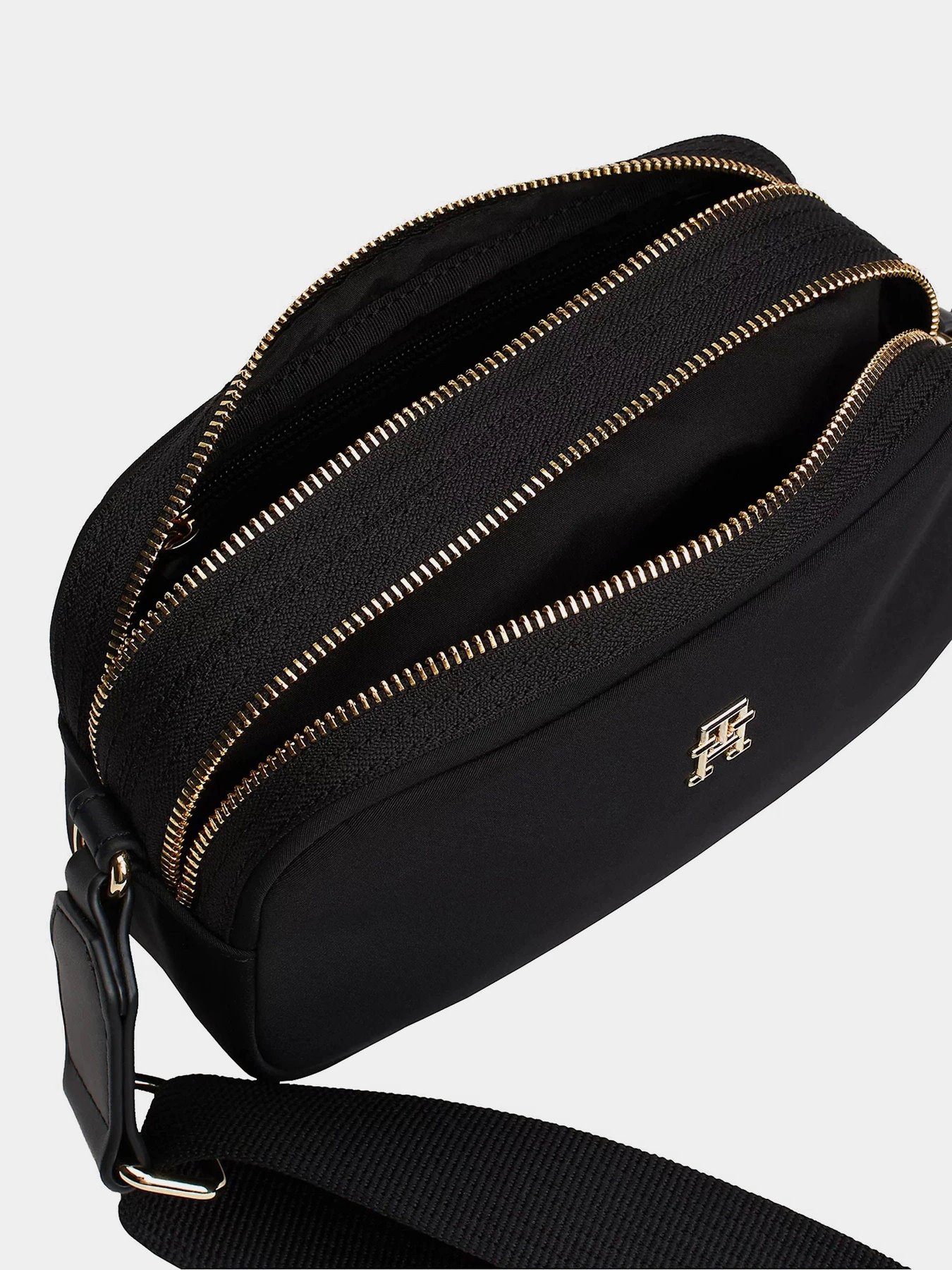 Сумки Tommy Hilfiger модель AW0AW17007-BDS Сумки Tommy Hilfiger модель AW0AW17007-BDS Фото