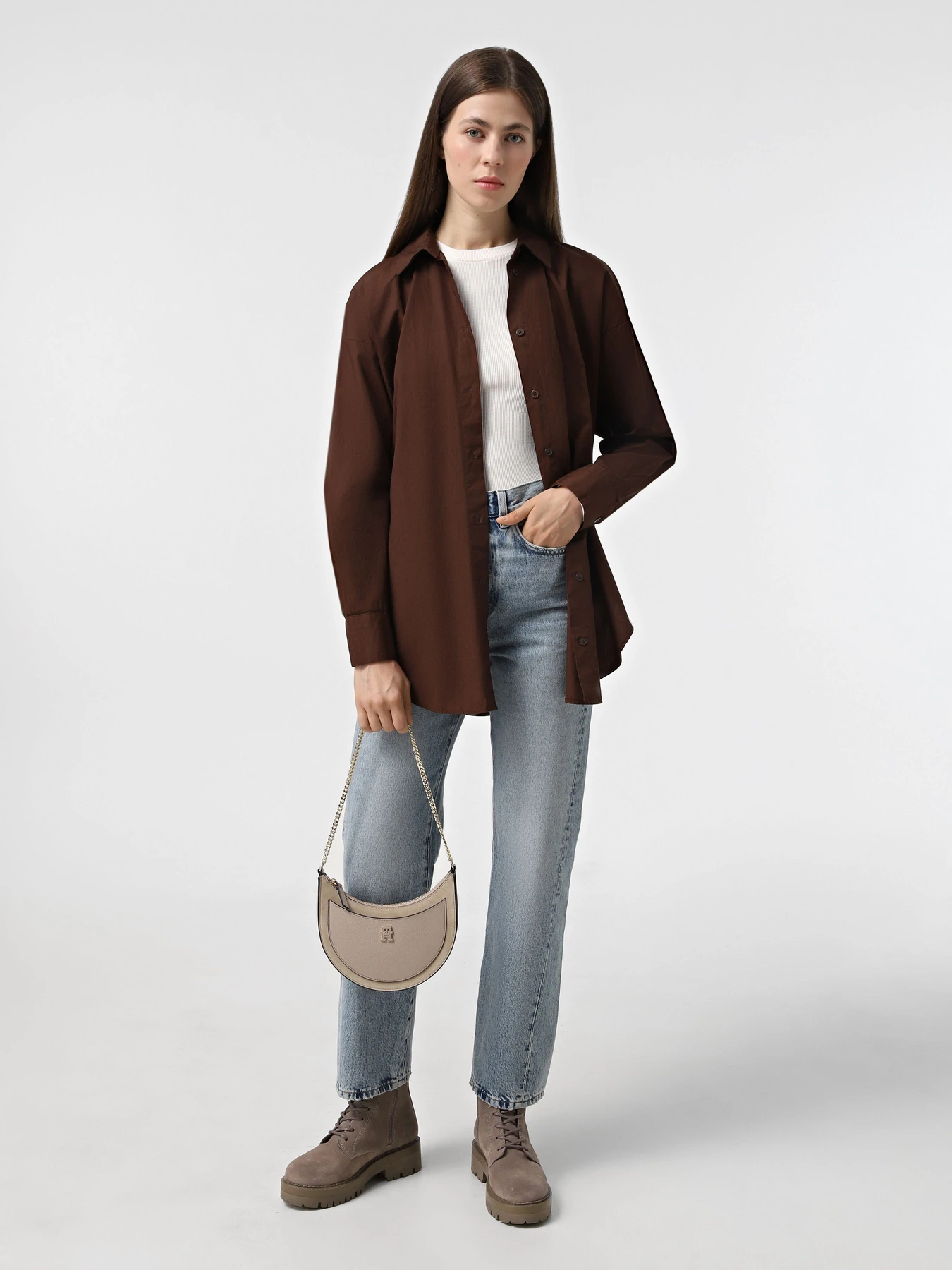 Сумки Tommy Hilfiger модель AW0AW17062-AEG Сумки Tommy Hilfiger модель AW0AW17062-AEG Фото