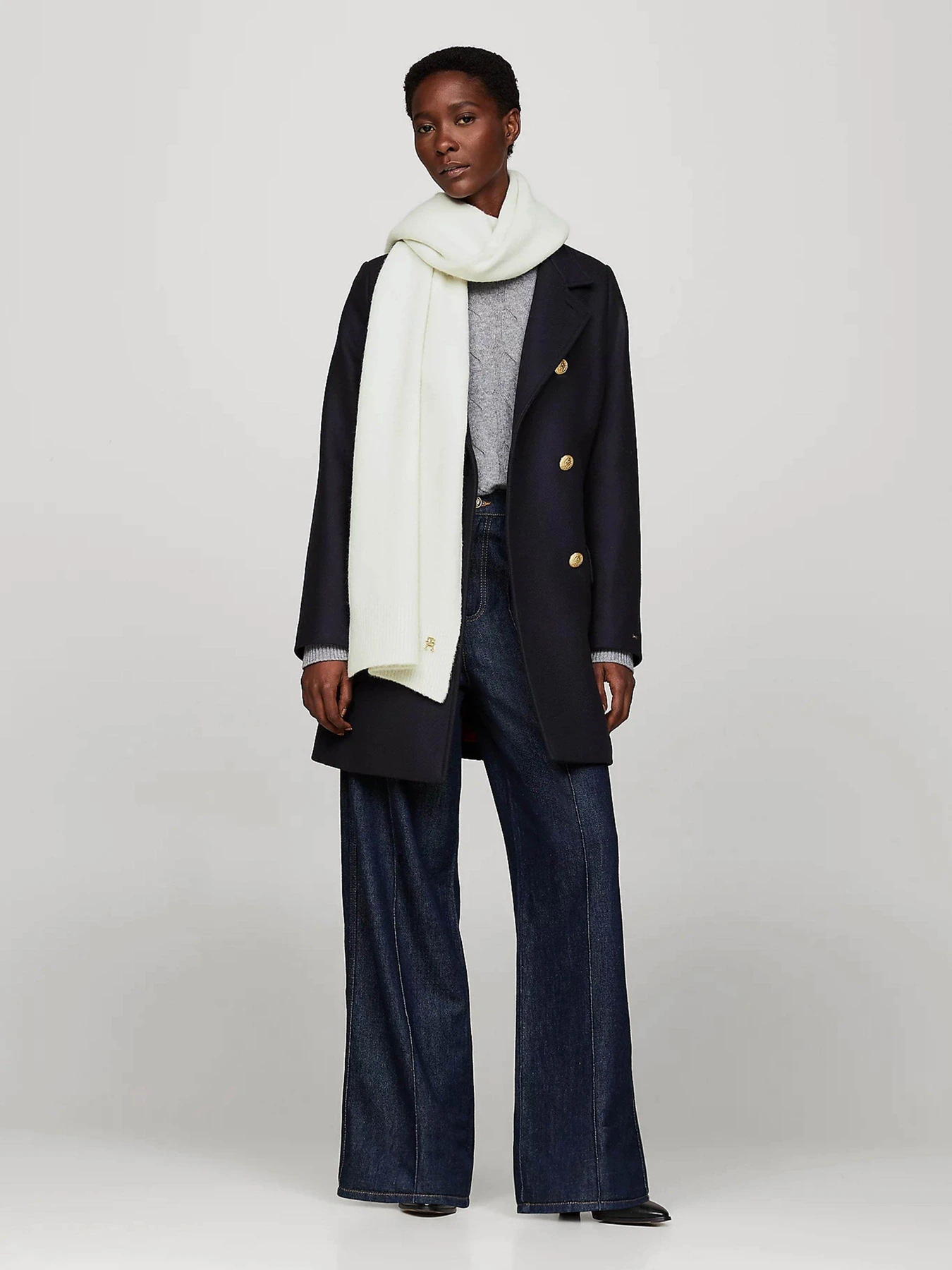 Шарфи та хустки Tommy Hilfiger модель AW0AW16646-YBH Шарфи та хустки Tommy Hilfiger модель AW0AW16646-YBH Фото