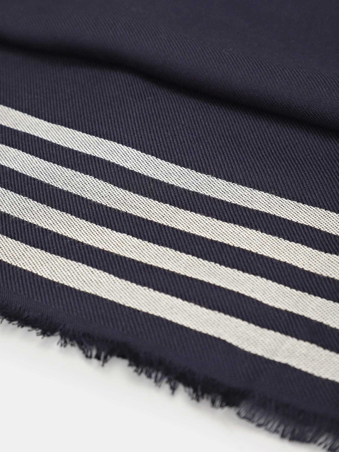 Шарфи та хустки Tommy Hilfiger модель AW0AW16651-DW6 Фото