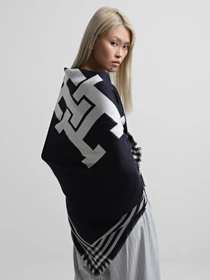 Шарфи та хустки Tommy Hilfiger модель AW0AW16651-DW6 Фото
