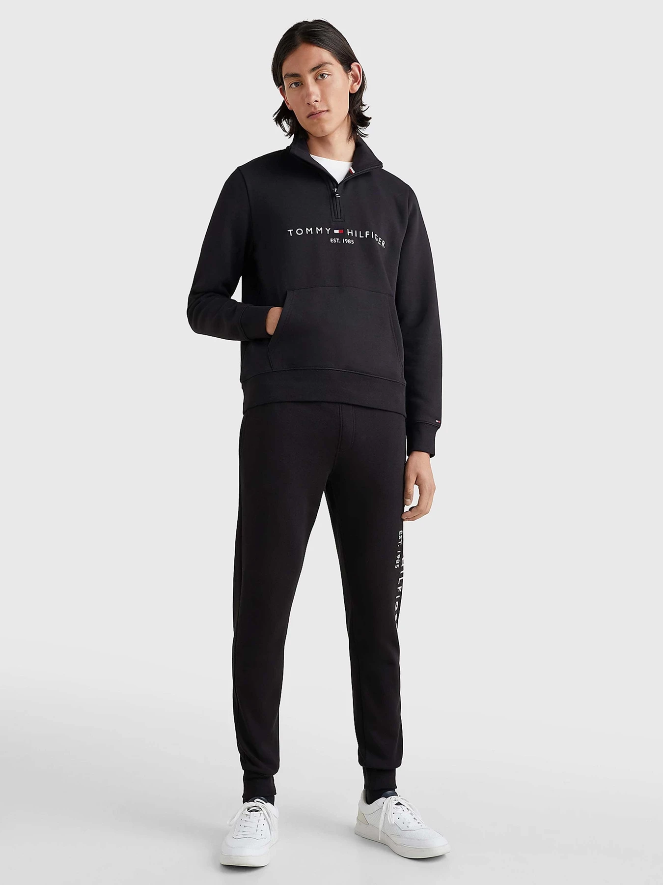 Брюки Tommy Hilfiger модель MW0MW08388-BDS Брюки Tommy Hilfiger модель MW0MW08388-BDS Фото