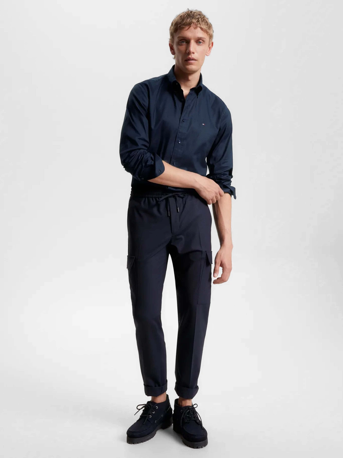 Рубашки Tommy Hilfiger модель MW0MW29969-DW5 Рубашки Tommy Hilfiger модель MW0MW29969-DW5 Фото