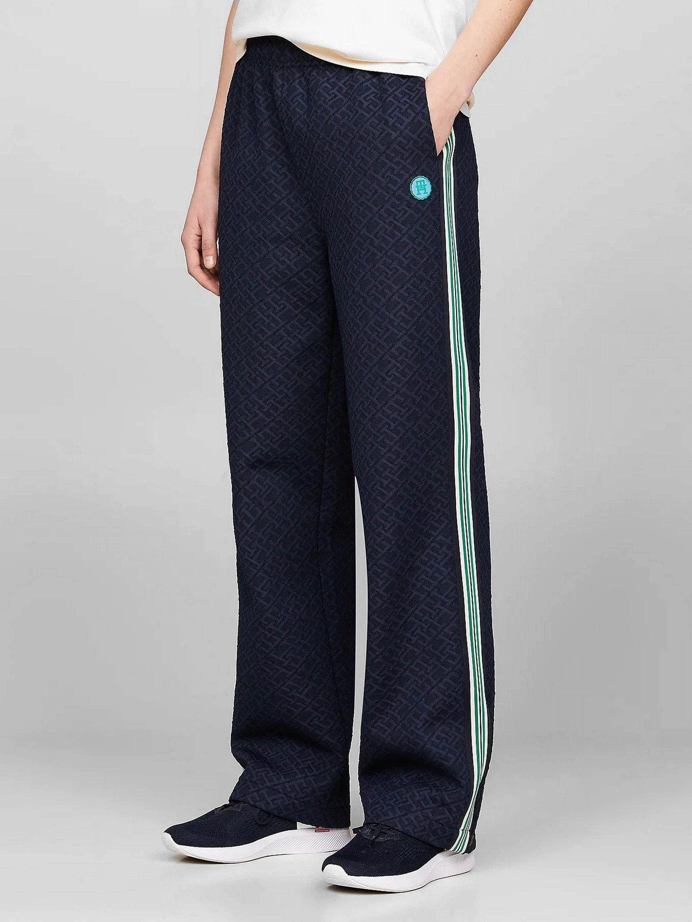 Брюки Tommy Hilfiger модель WW0WW41490-DW5 Брюки Tommy Hilfiger модель WW0WW41490-DW5 Фото