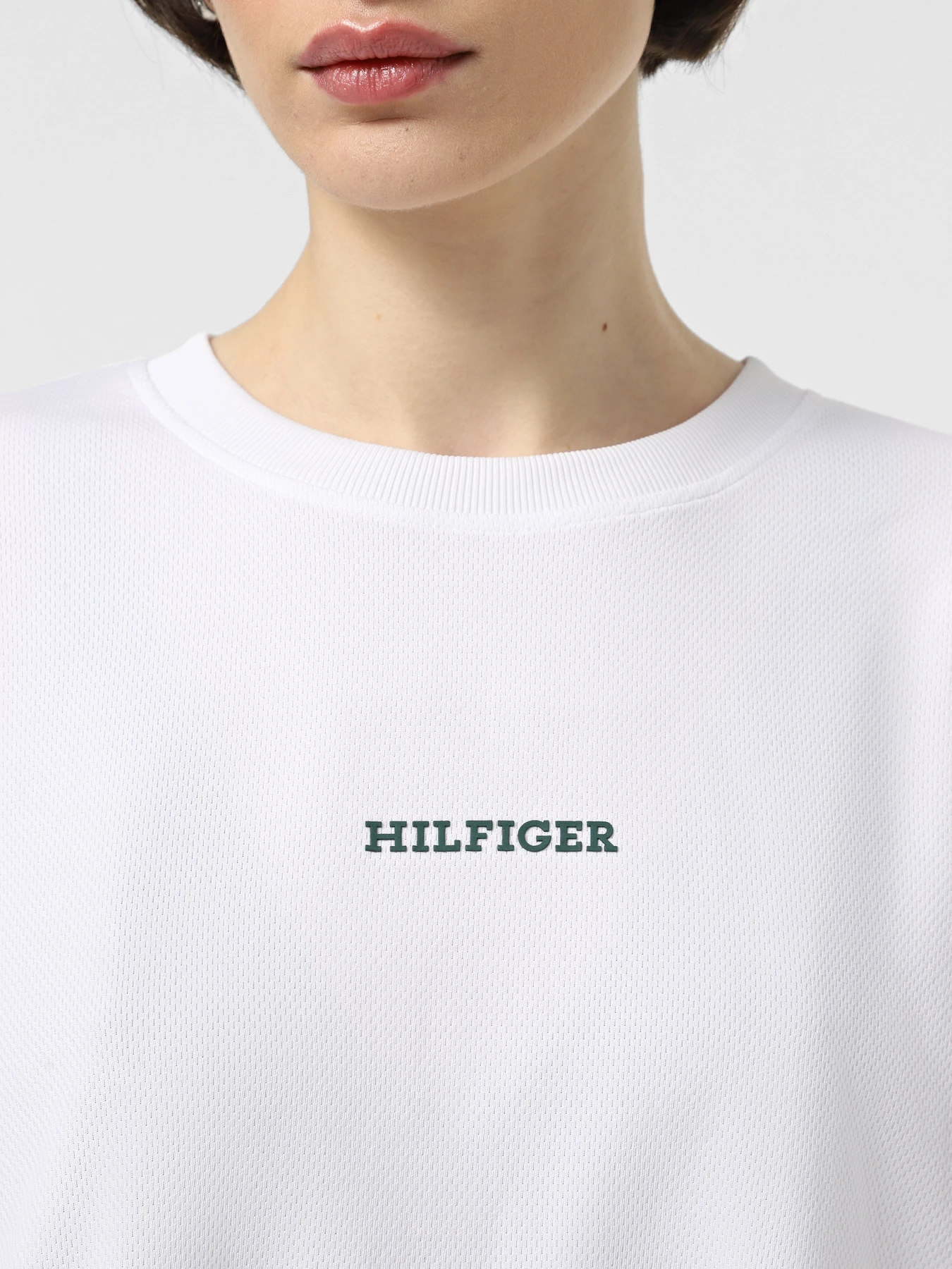 Футболки і поло Tommy Hilfiger модель WW0WW41502-YCF Футболки і поло Tommy Hilfiger модель WW0WW41502-YCF Фото