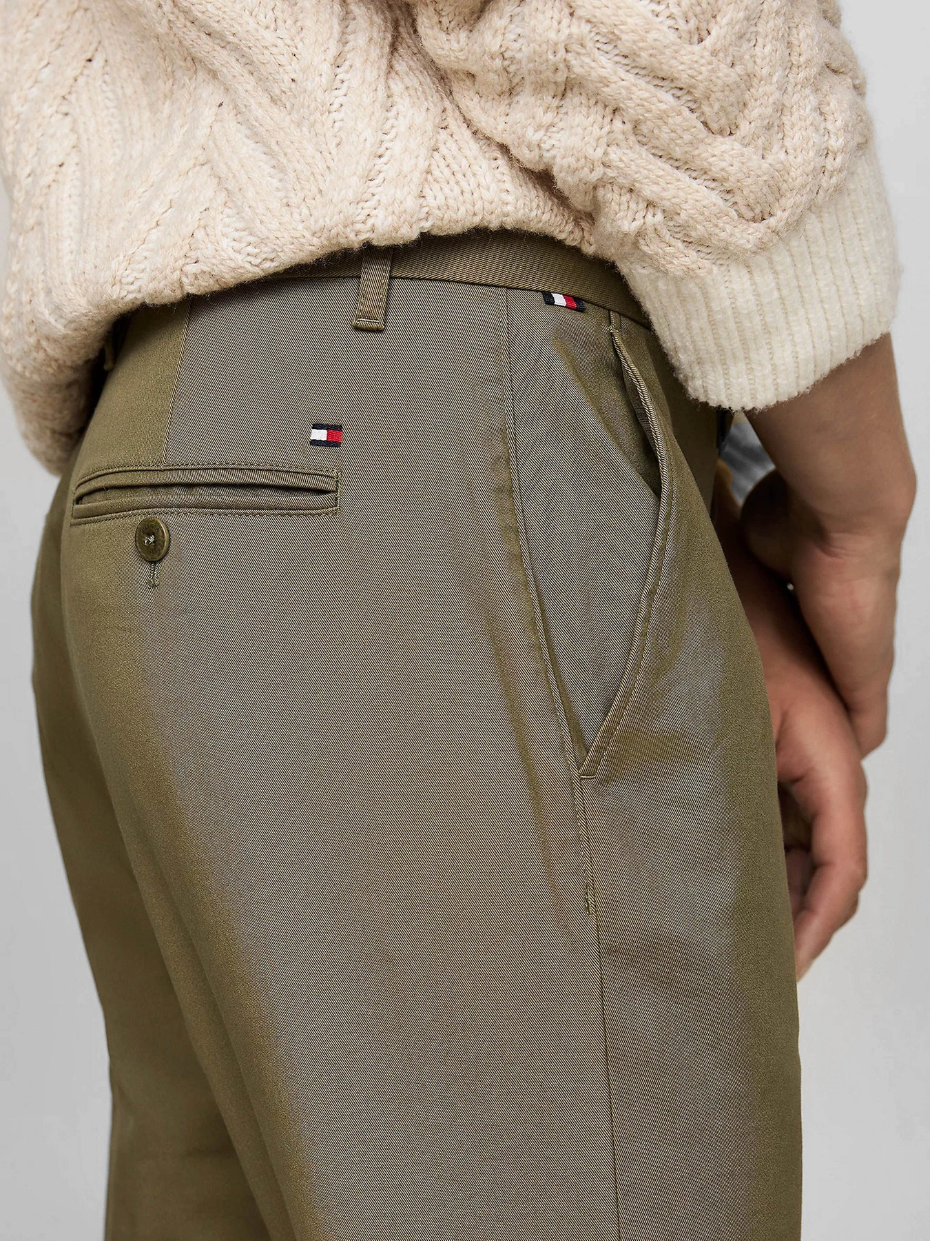 Брюки Tommy Hilfiger модель MW0MW26619-MSH Брюки Tommy Hilfiger модель MW0MW26619-MSH Фото