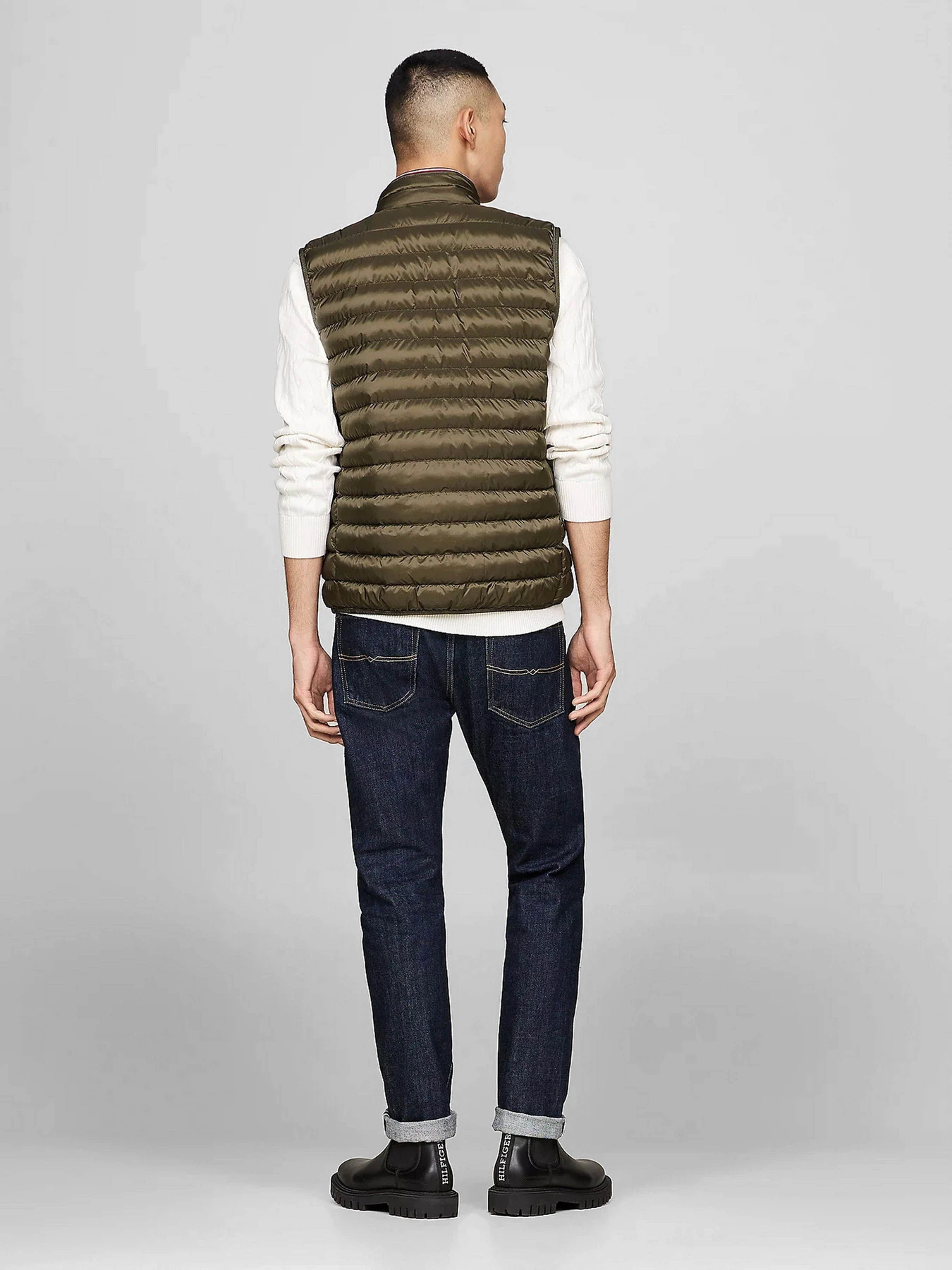 Куртки и дубленки Tommy Hilfiger модель MW0MW18762-RBN Куртки и дубленки Tommy Hilfiger модель MW0MW18762-RBN Фото