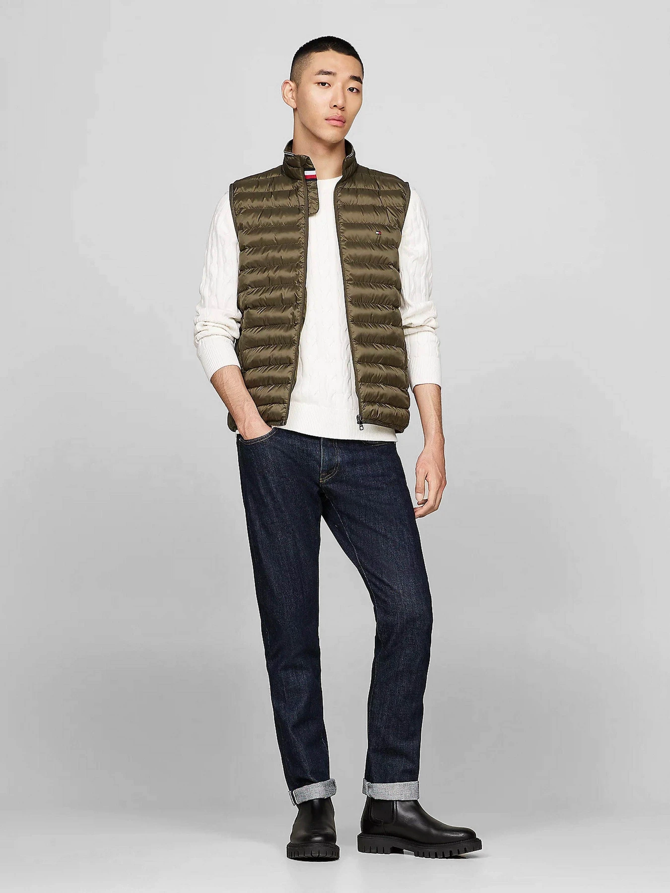 Куртки и дубленки Tommy Hilfiger модель MW0MW18762-RBN Куртки и дубленки Tommy Hilfiger модель MW0MW18762-RBN Фото
