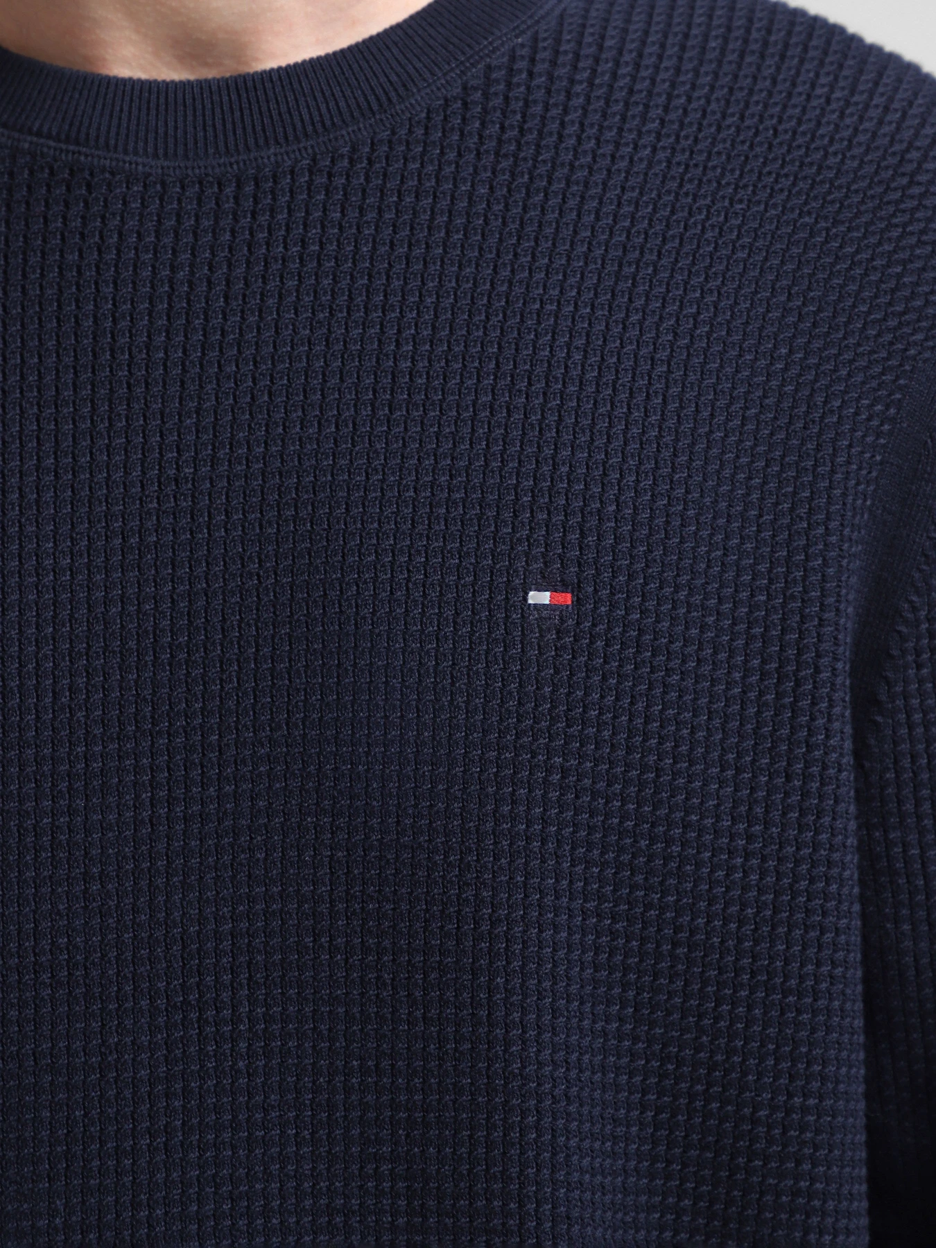 Свитры и кардиганы Tommy Hilfiger модель MW0MW36525-DW5 Свитры и кардиганы Tommy Hilfiger модель MW0MW36525-DW5 Фото