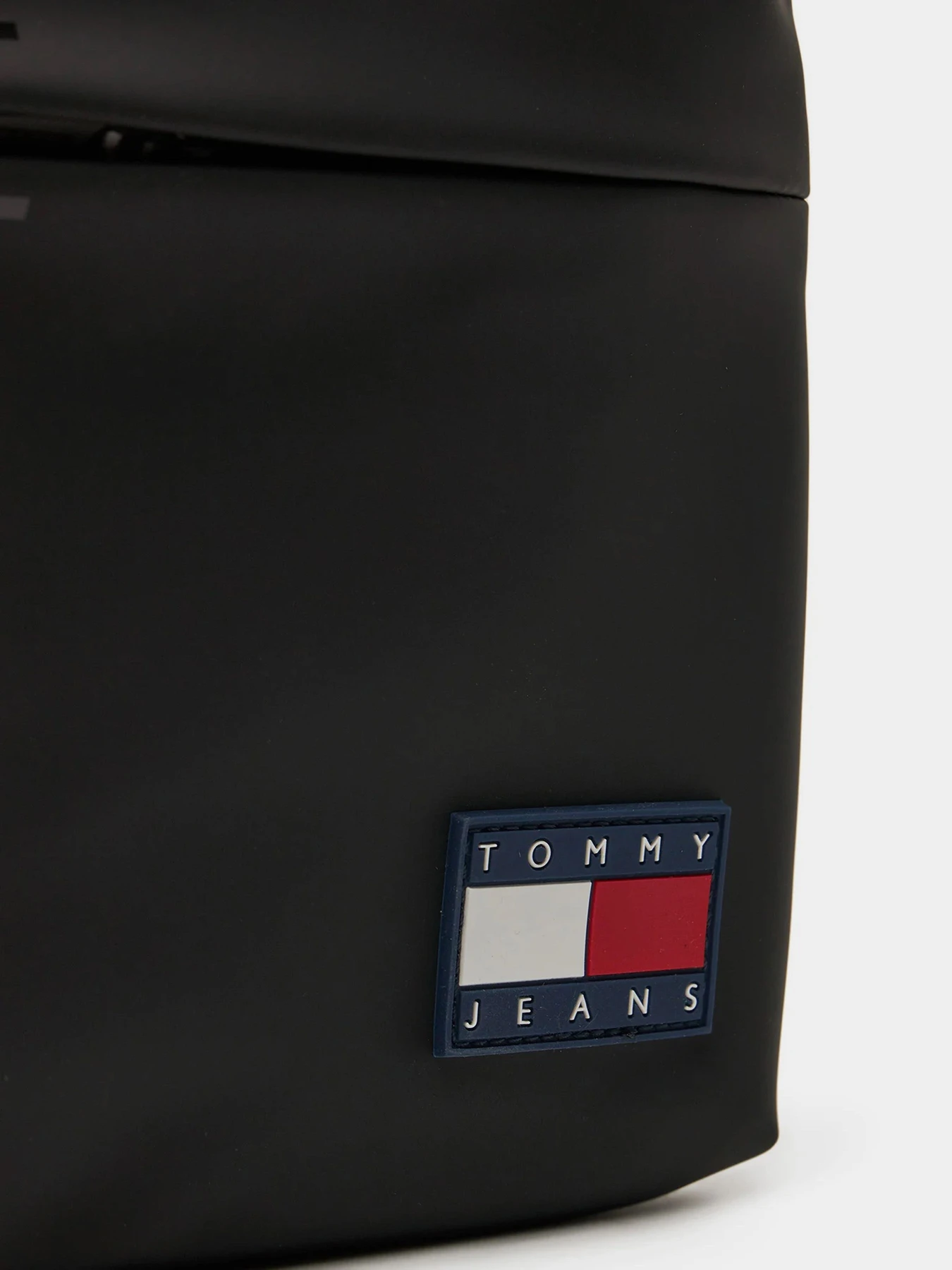 Сумки Tommy Hilfiger модель AM0AM12902-BDS Сумки Tommy Hilfiger модель AM0AM12902-BDS Фото