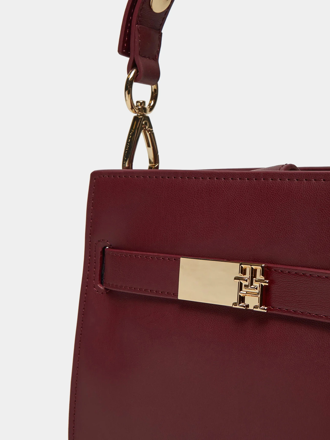Сумки Tommy Hilfiger модель AW0AW16896-V18 Сумки Tommy Hilfiger модель AW0AW16896-V18 Фото