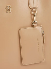 Сумки Tommy Hilfiger модель AW0AW16904-RBC Фото