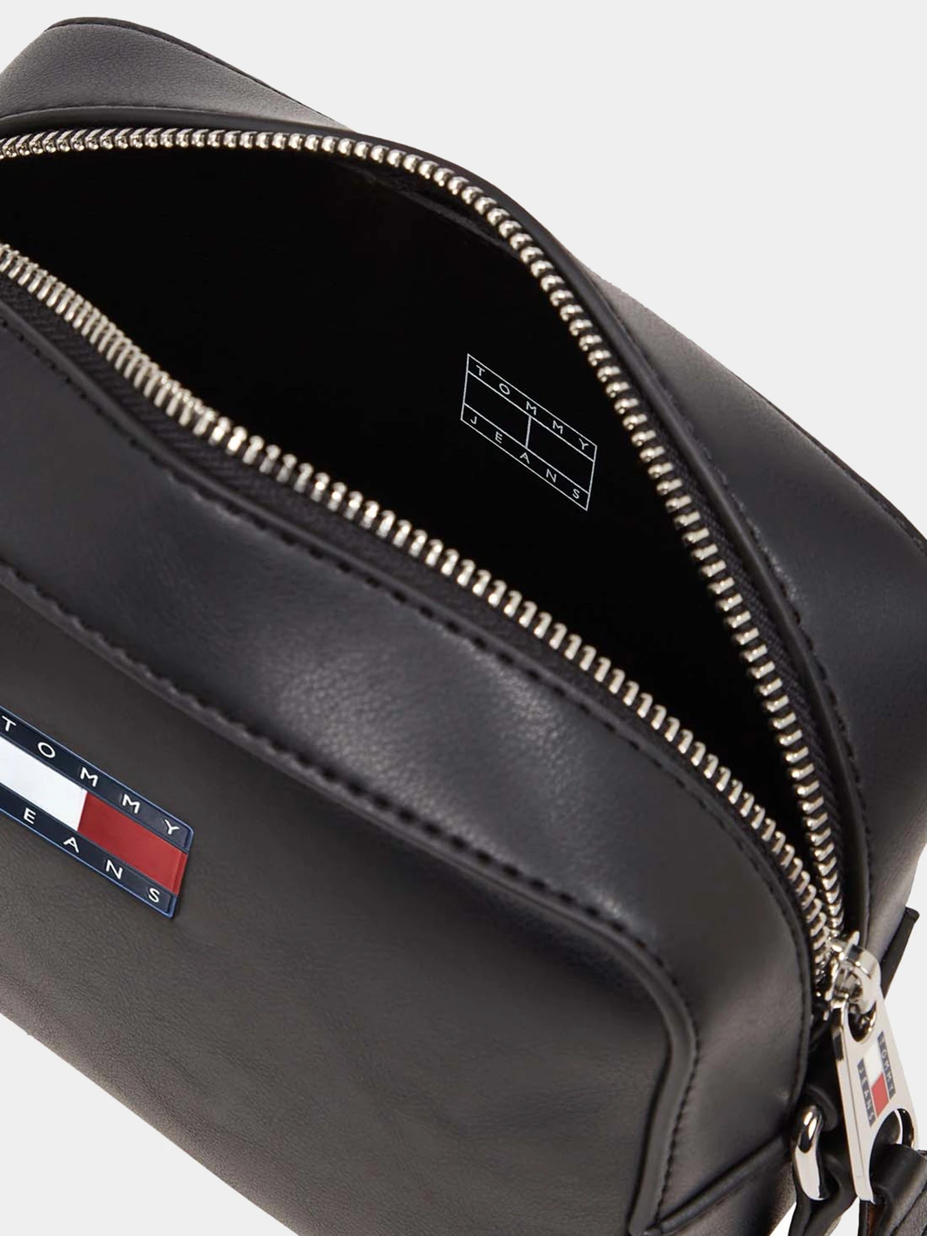 Сумки Tommy Hilfiger модель AW0AW16964-BDS Сумки Tommy Hilfiger модель AW0AW16964-BDS Фото