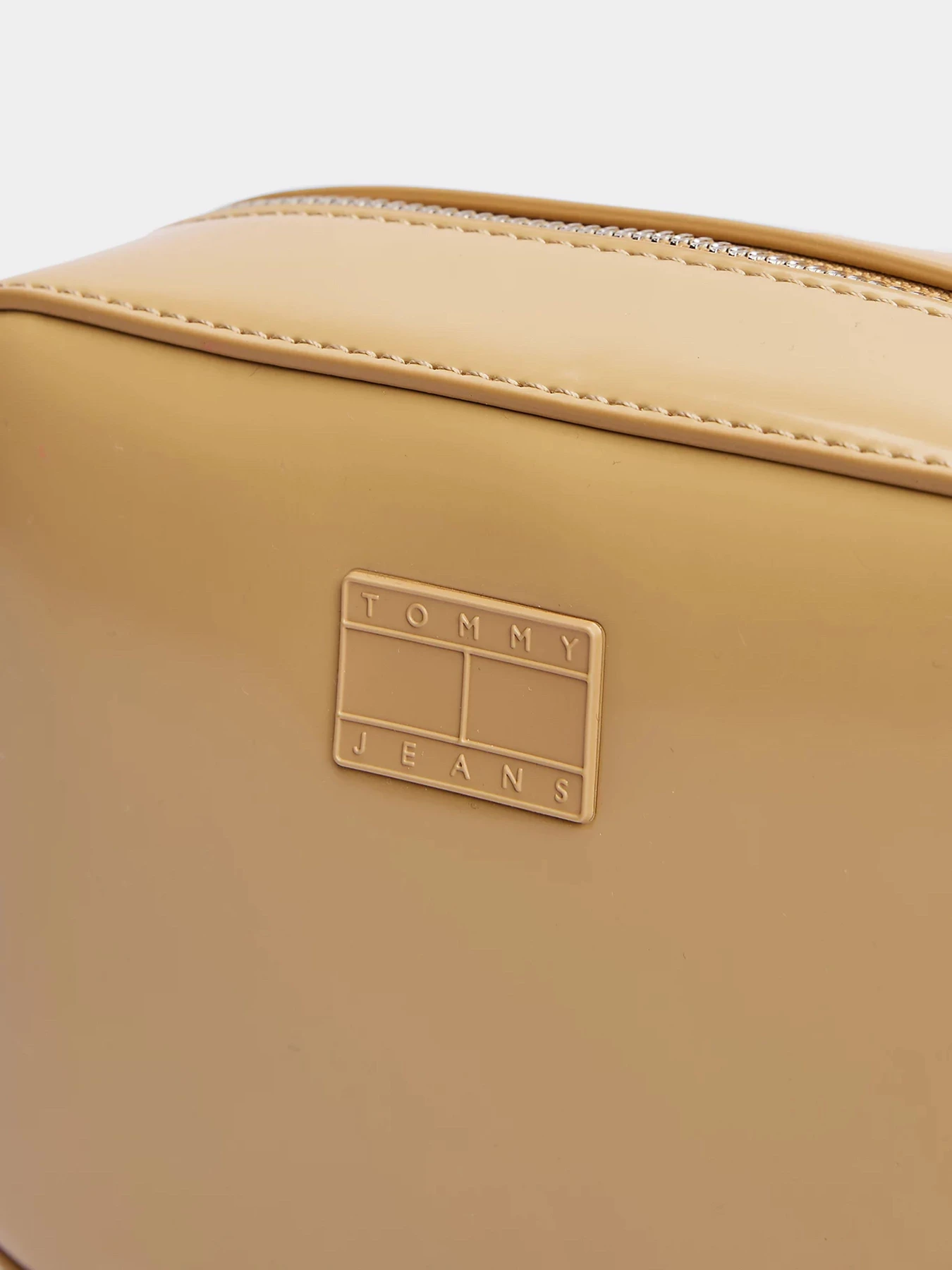 Сумки Tommy Hilfiger модель AW0AW16965-RBR Фото