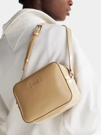 Сумки Tommy Hilfiger модель AW0AW16965-RBR Фото