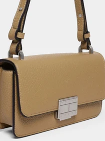 Сумки Tommy Hilfiger модель AW0AW16982-RBR Фото