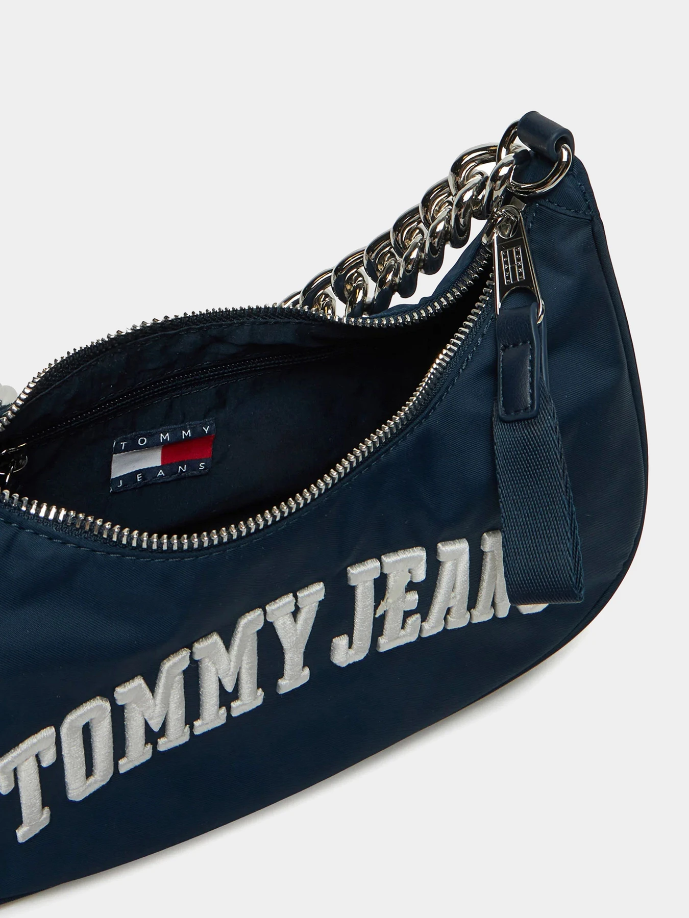 Сумки Tommy Hilfiger модель AW0AW16983-C1G Сумки Tommy Hilfiger модель AW0AW16983-C1G Фото