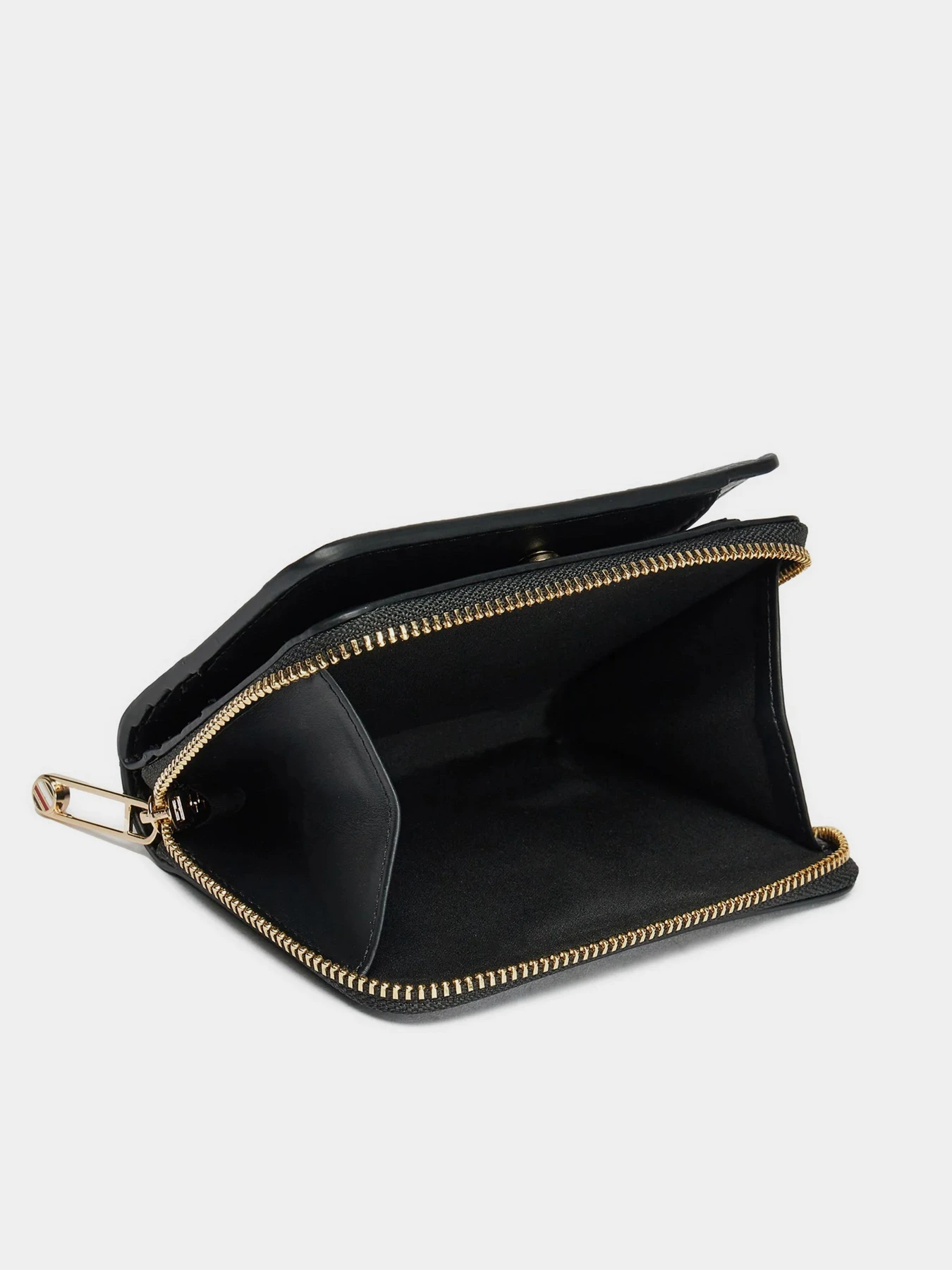 Кошельки Tommy Hilfiger модель AW0AW16917-BDS Кошельки Tommy Hilfiger модель AW0AW16917-BDS Фото