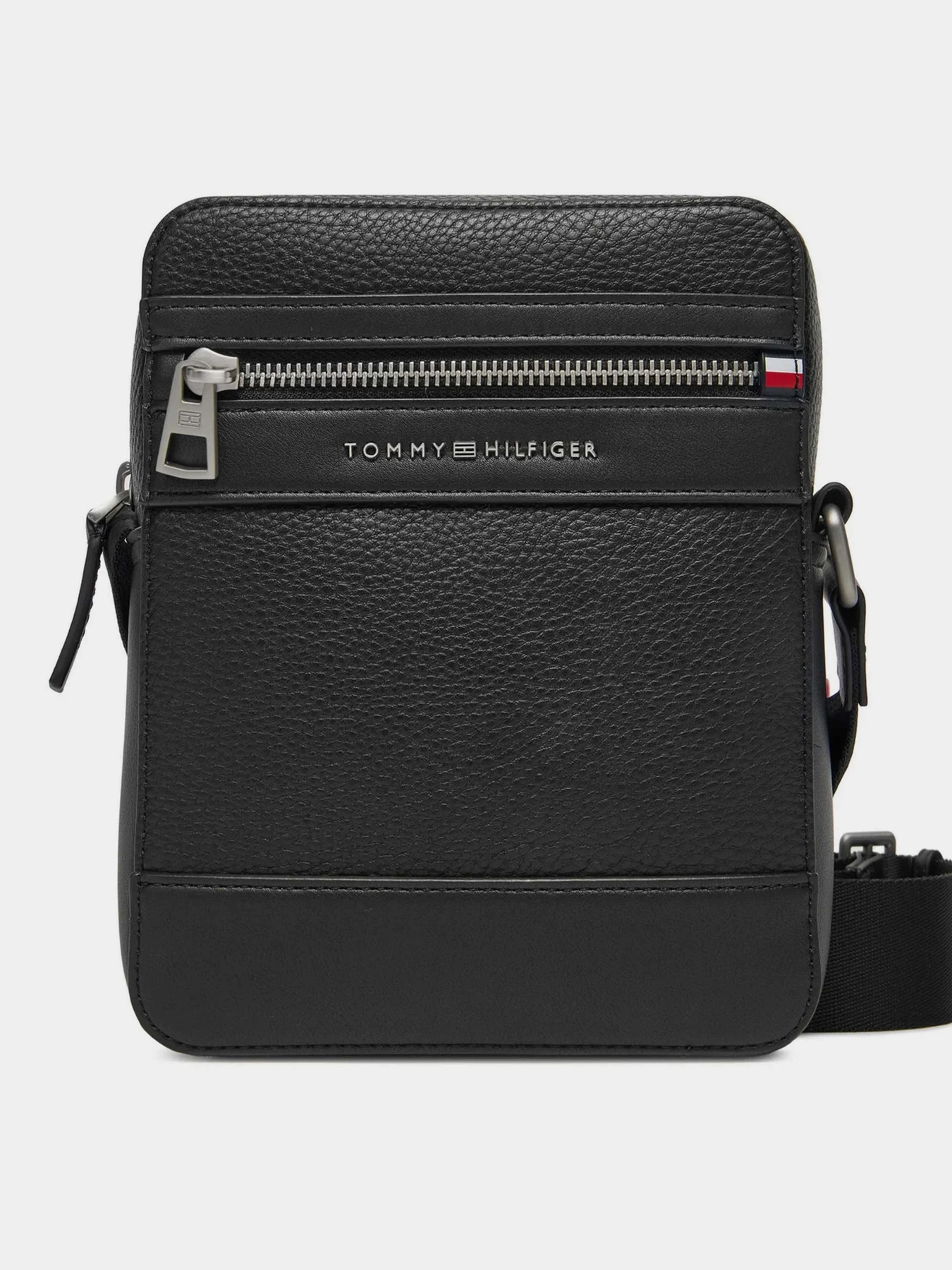 Сумки Tommy Hilfiger модель AM0AM13204-BDS Сумки Tommy Hilfiger модель AM0AM13204-BDS Фото