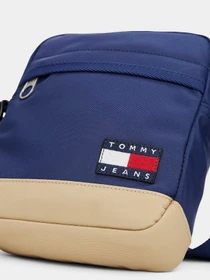 Сумки Tommy Hilfiger модель AM0AM13265-C67 Фото