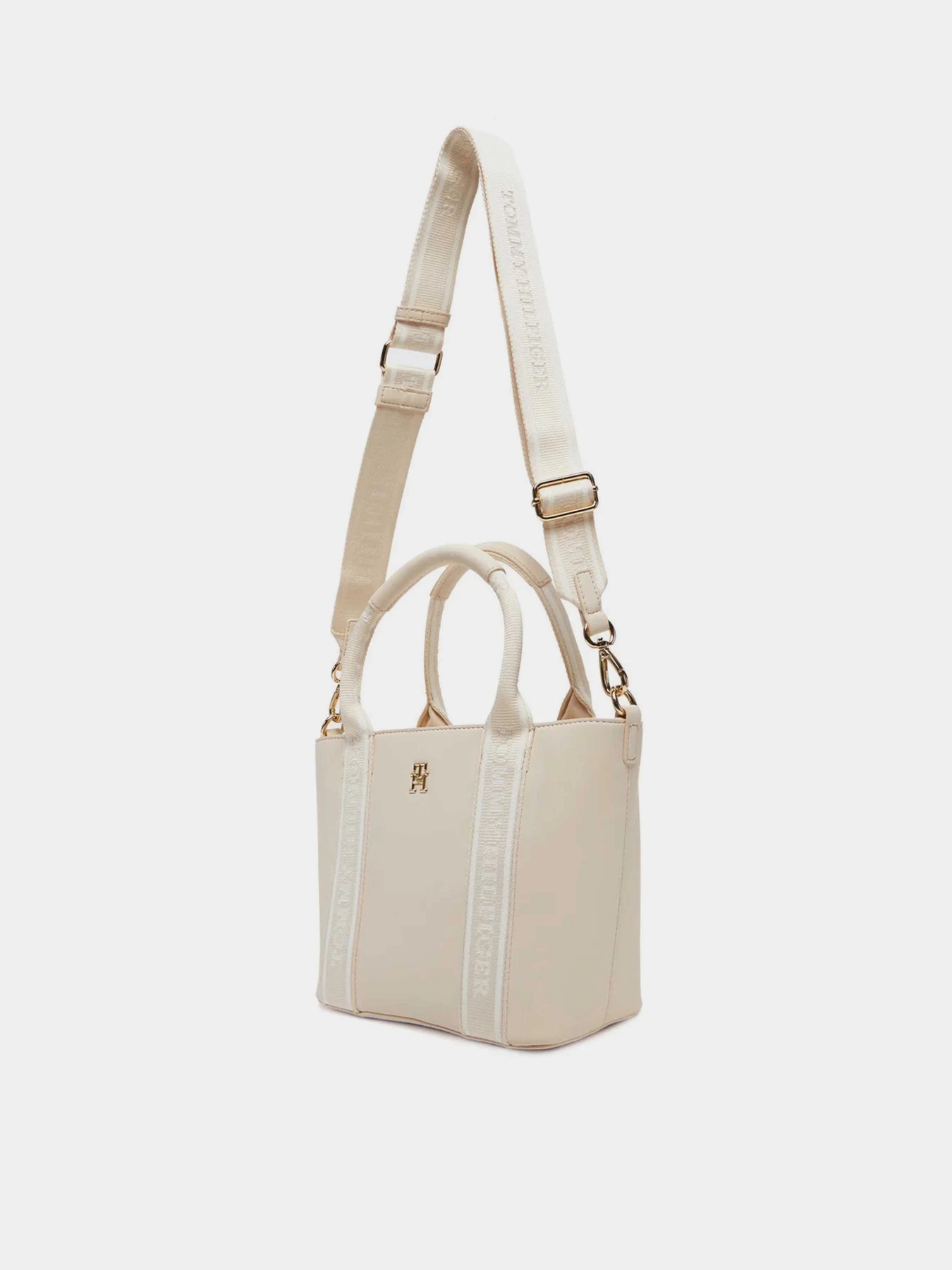 Сумки Tommy Hilfiger модель AW0AW17201-AA8 Сумки Tommy Hilfiger модель AW0AW17201-AA8 Фото