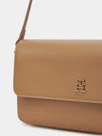 Сумки Tommy Hilfiger модель AW0AW17219-RBC Фото