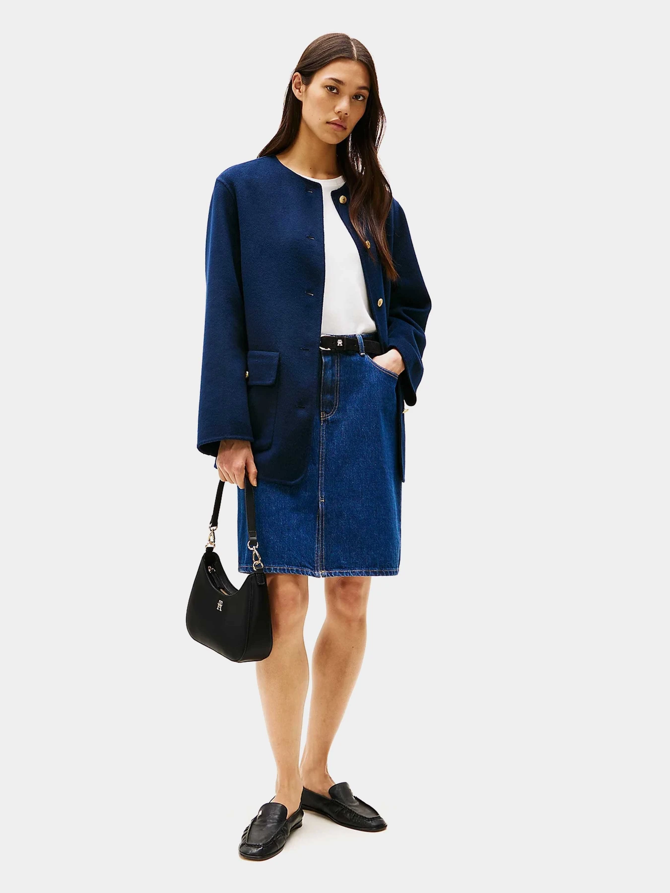 Сумки Tommy Hilfiger модель AW0AW17226-BDS Сумки Tommy Hilfiger модель AW0AW17226-BDS Фото