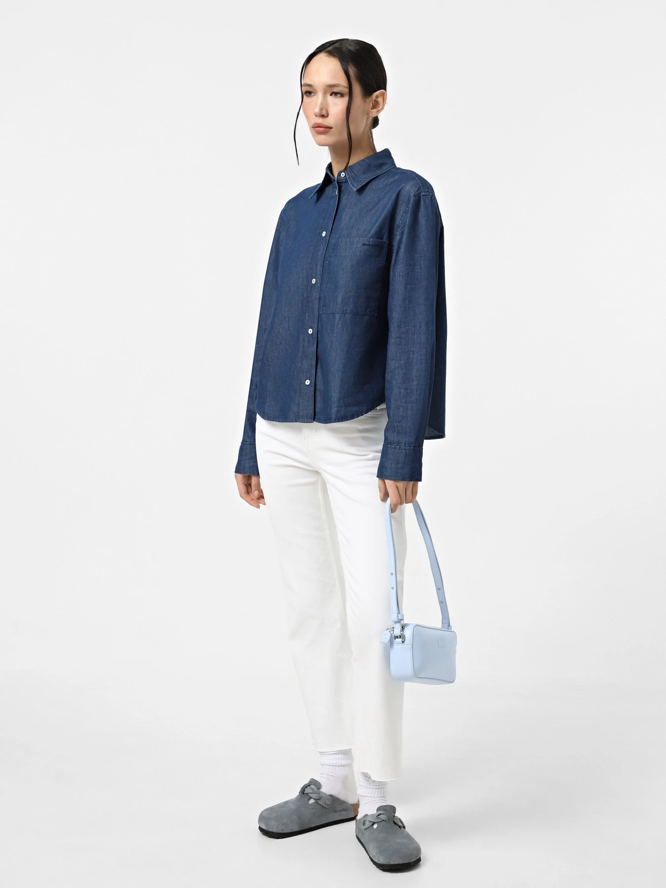 Сумки Tommy Hilfiger модель AW0AW17290-C3Q Сумки Tommy Hilfiger модель AW0AW17290-C3Q Фото