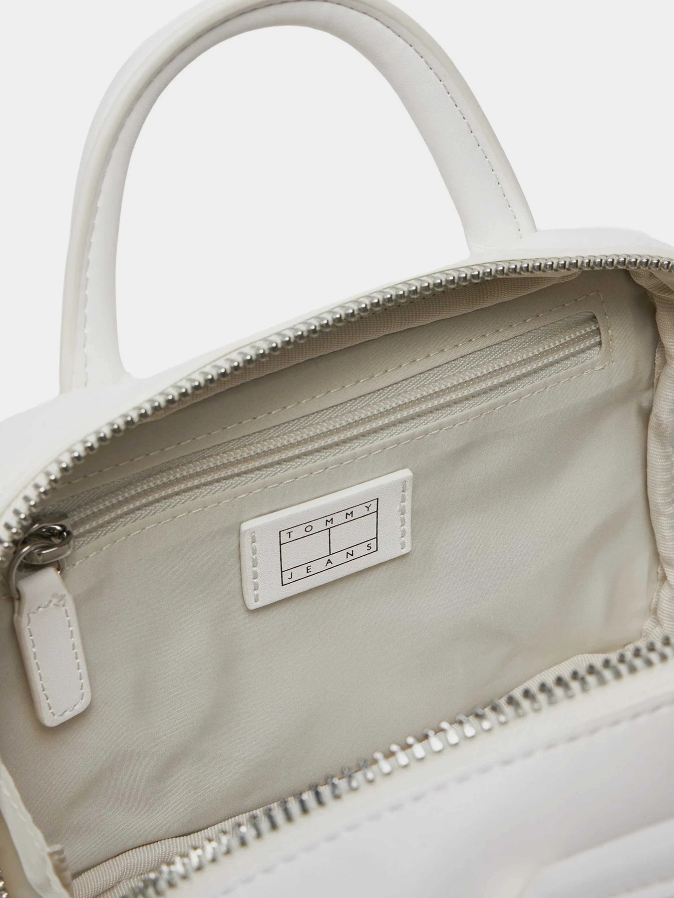 Сумки Tommy Hilfiger модель AW0AW17294-YBH Сумки Tommy Hilfiger модель AW0AW17294-YBH Фото