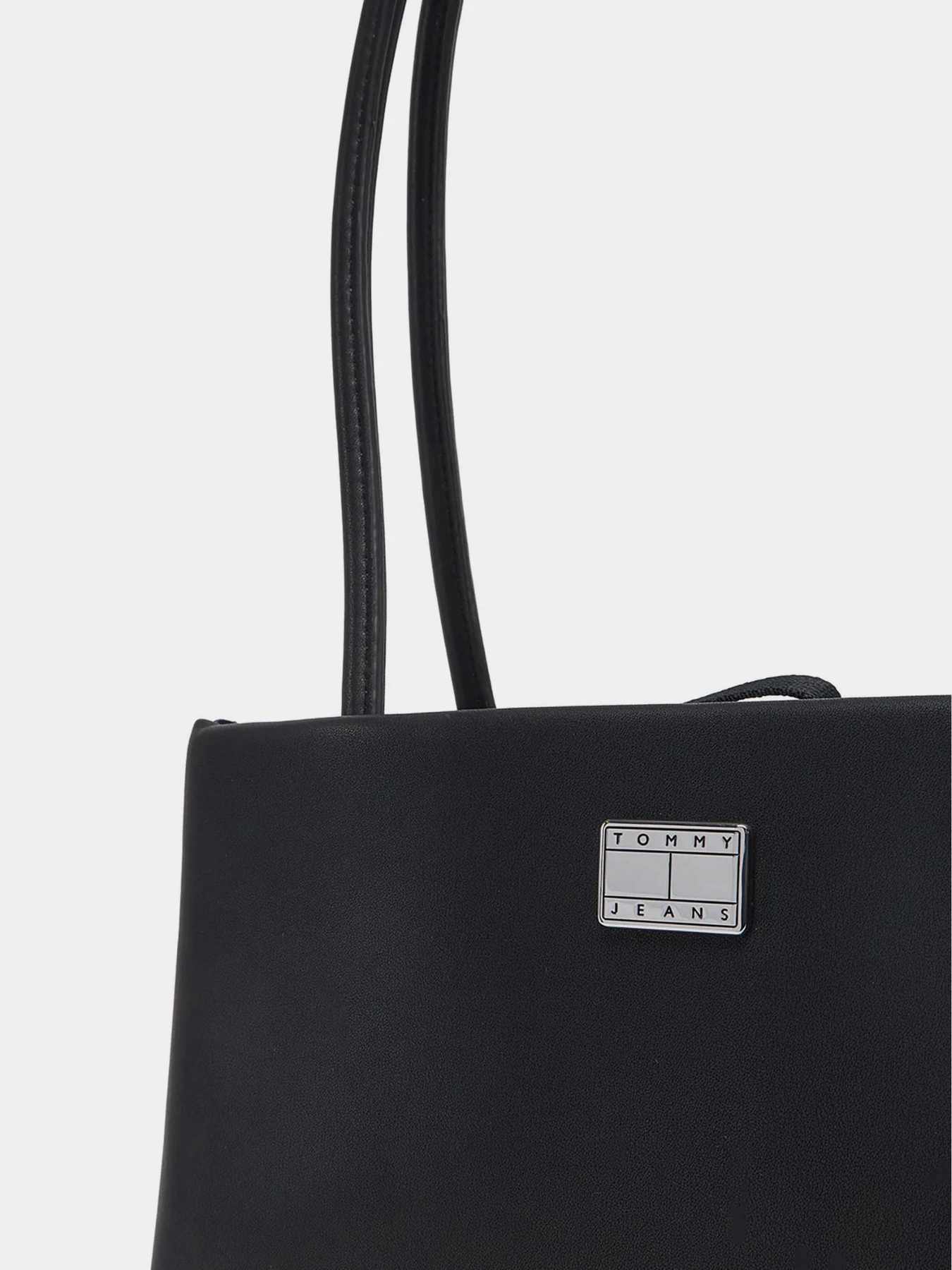 Сумки Tommy Hilfiger модель AW0AW17297-BDS Сумки Tommy Hilfiger модель AW0AW17297-BDS Фото