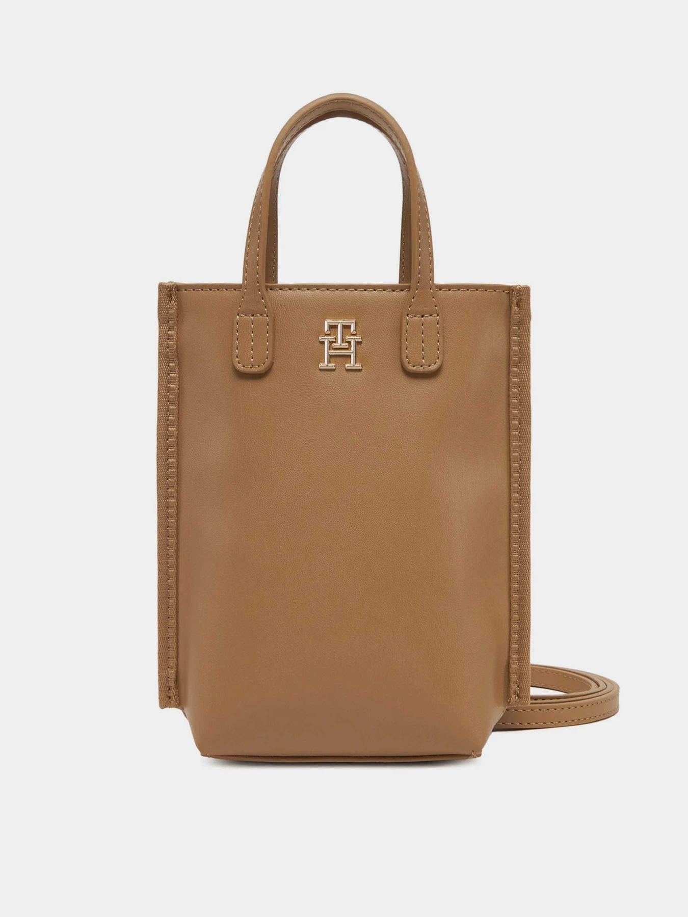 Сумки Tommy Hilfiger модель AW0AW17402-RBC Сумки Tommy Hilfiger модель AW0AW17402-RBC Фото