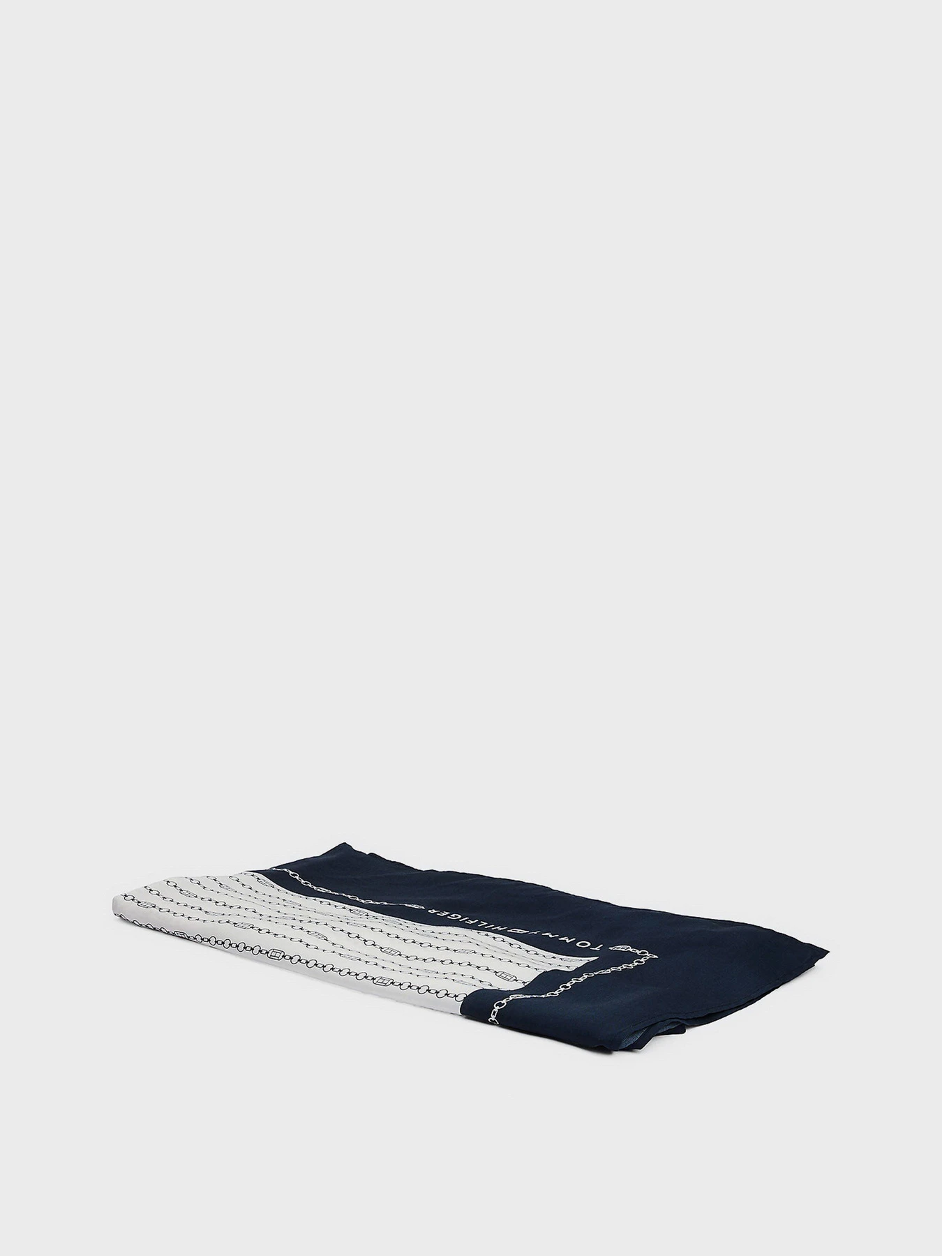 Одежда для пляжа Tommy Hilfiger модель UW0UW05862-0LB Фото